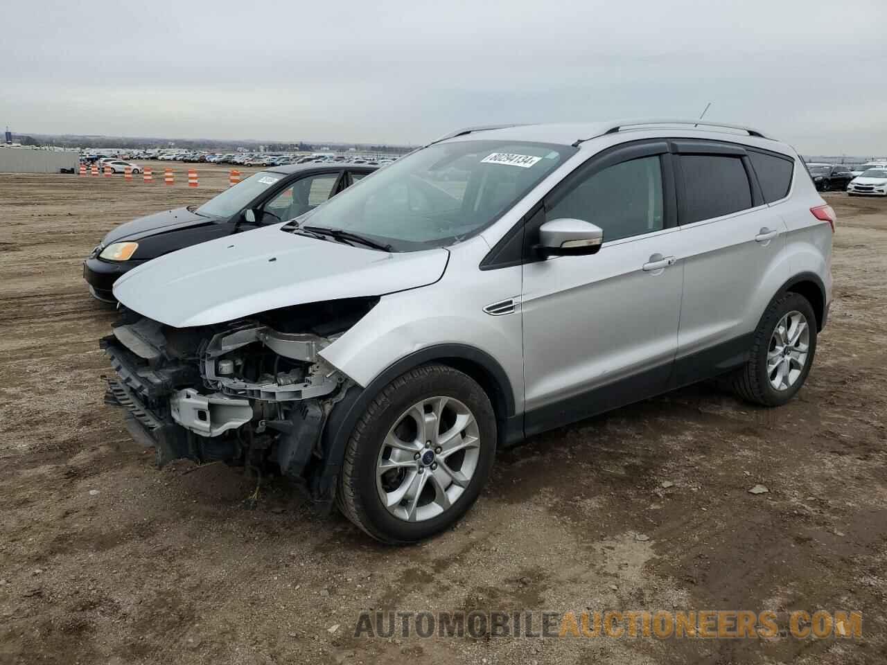 1FMCU9J94FUA38623 FORD ESCAPE 2015