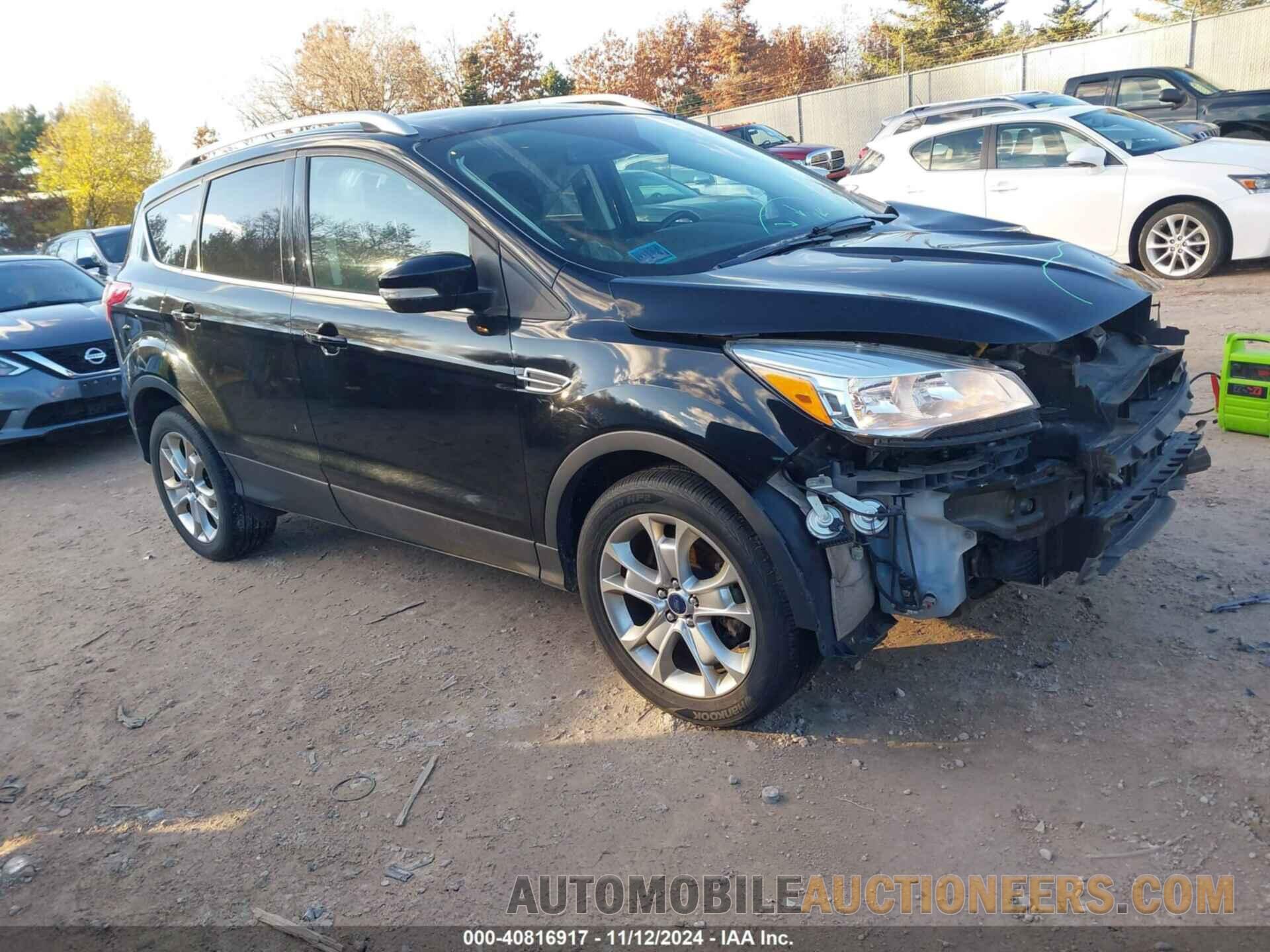 1FMCU9J94GUC83505 FORD ESCAPE 2016