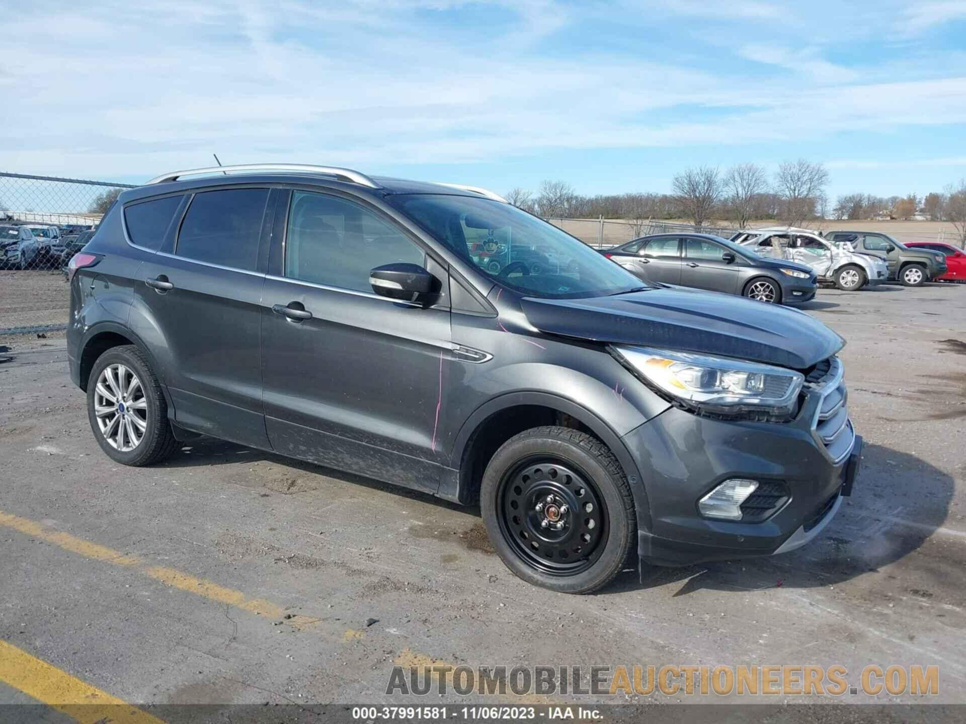 1FMCU9J94JUA29767 FORD ESCAPE 2018