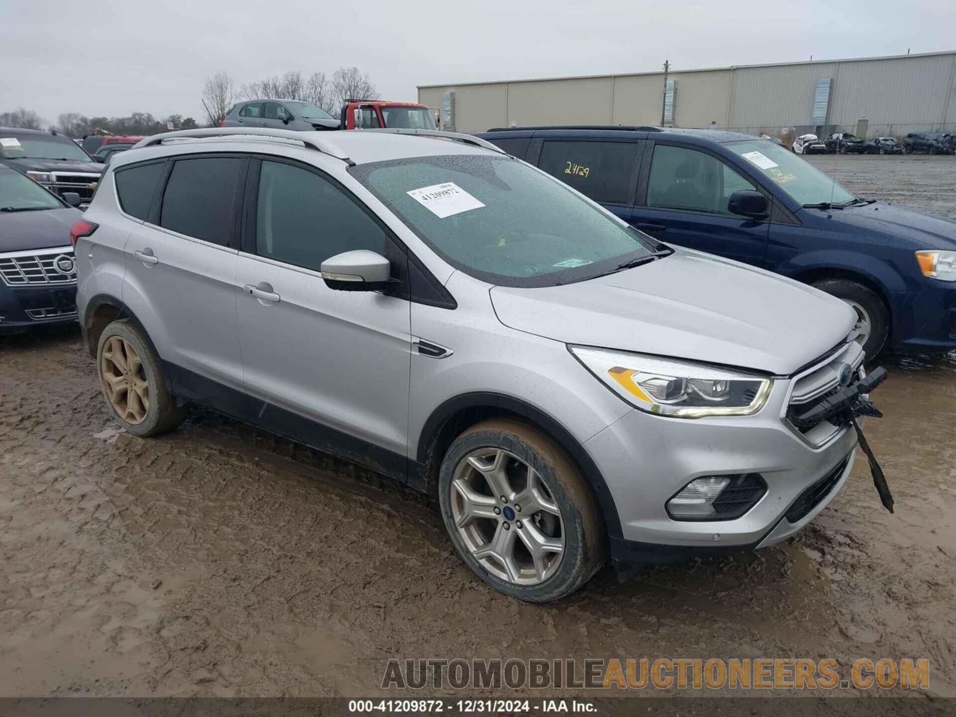 1FMCU9J94KUA04062 FORD ESCAPE 2019