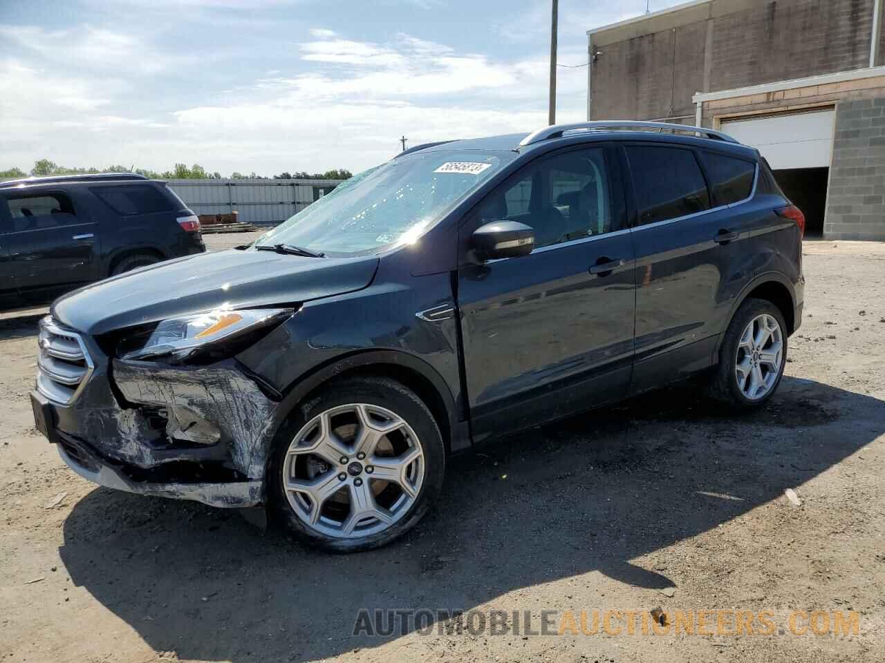 1FMCU9J94KUC44373 FORD ESCAPE 2019