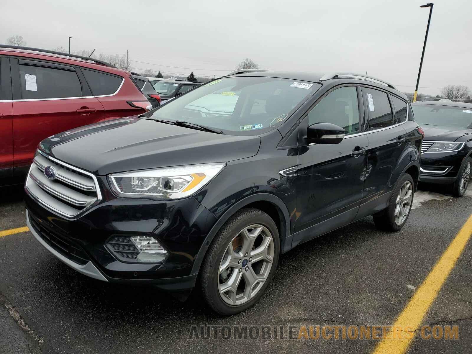 1FMCU9J94KUC58189 Ford Escape 2019