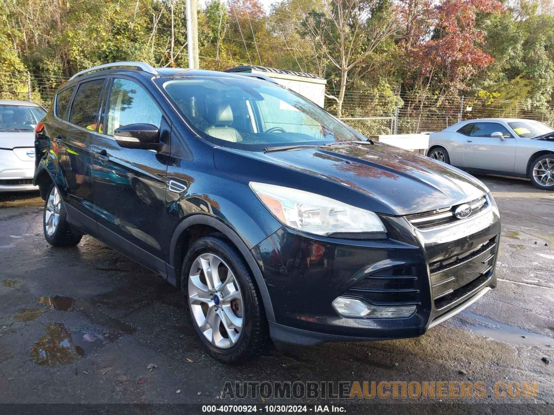 1FMCU9J95EUB95415 FORD ESCAPE 2014