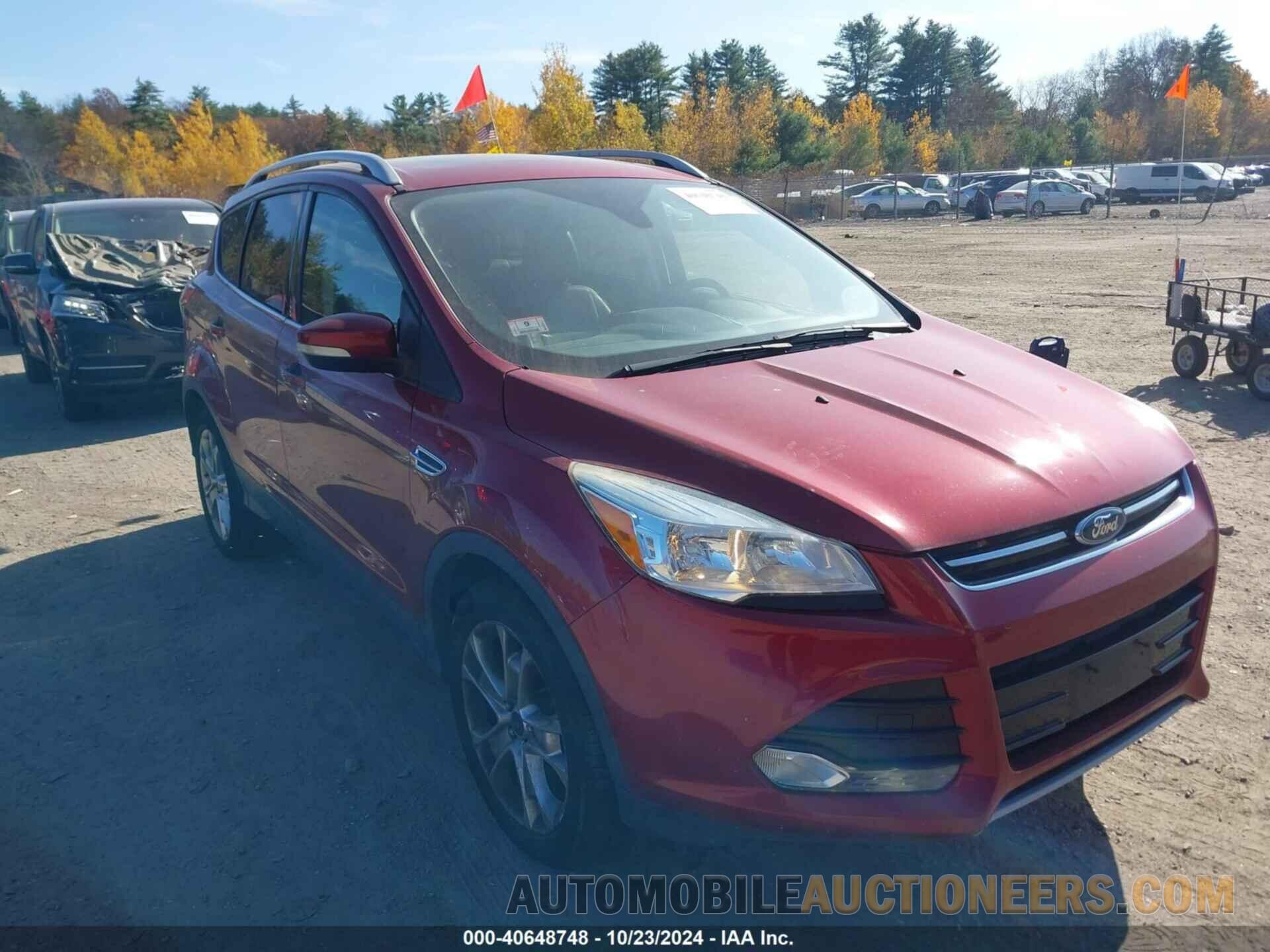 1FMCU9J95FUB74615 FORD ESCAPE 2015