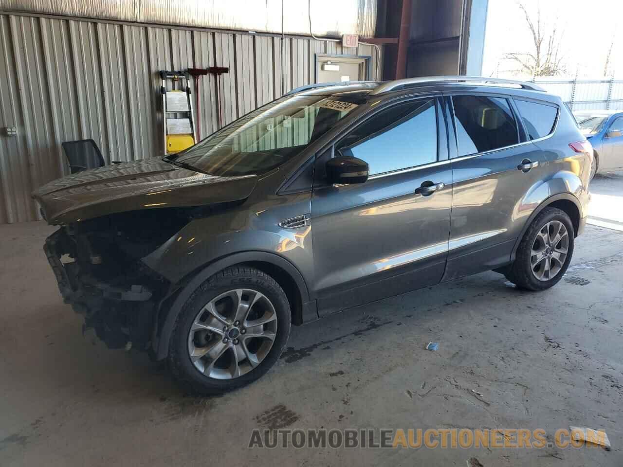 1FMCU9J95FUB90068 FORD ESCAPE 2015