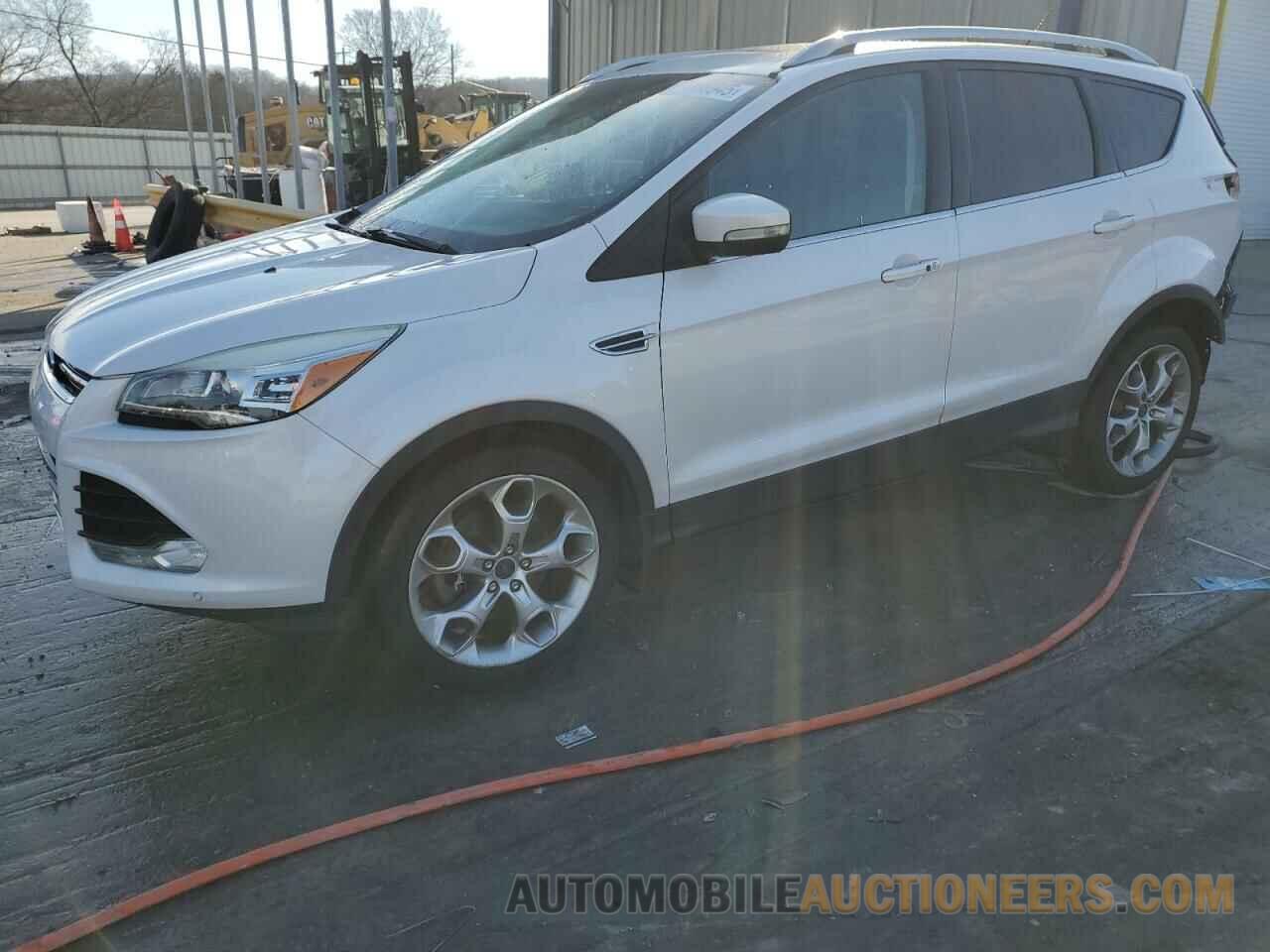 1FMCU9J95GUC21062 FORD ESCAPE 2016