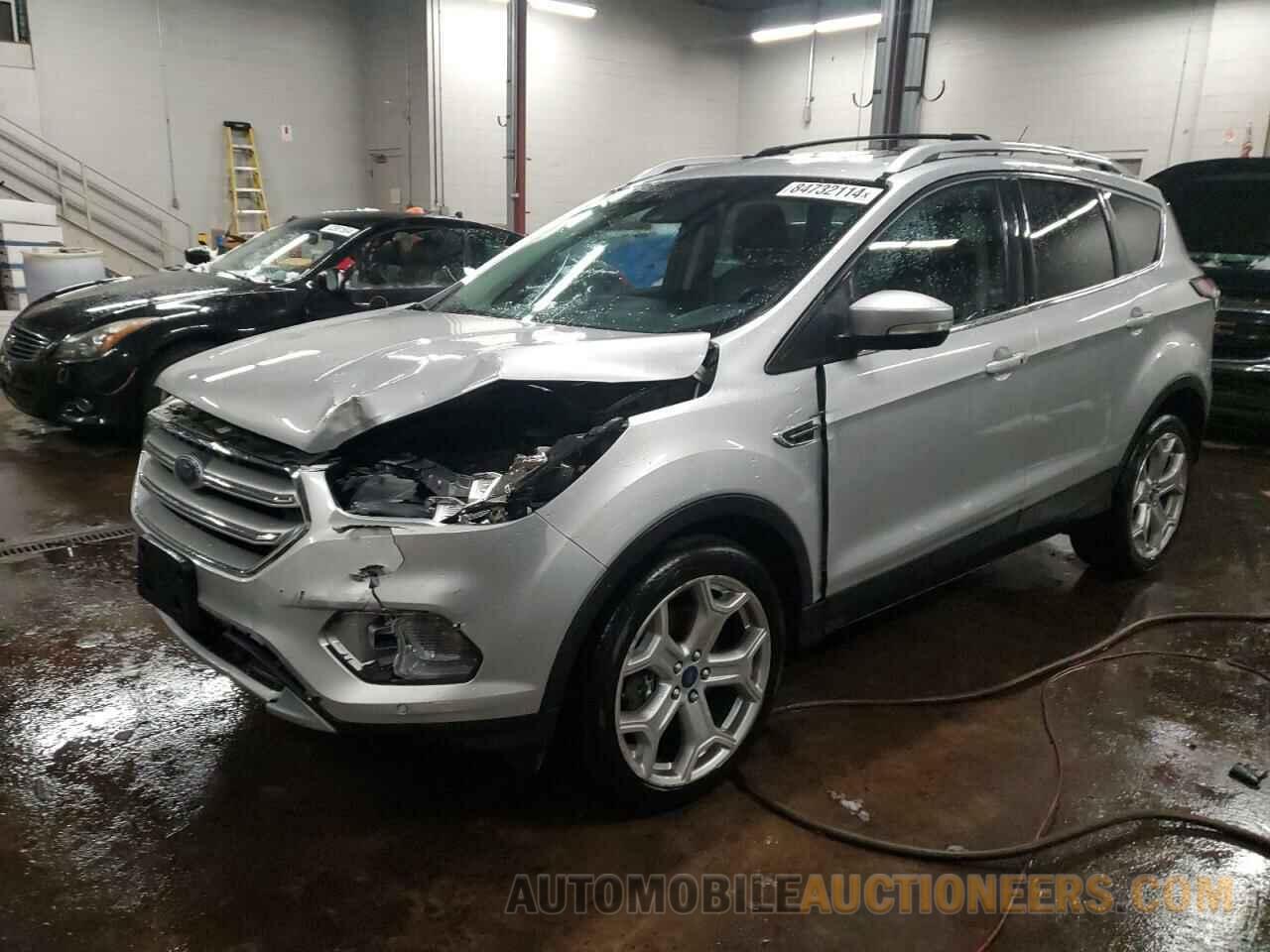 1FMCU9J95HUD63297 FORD ESCAPE 2017