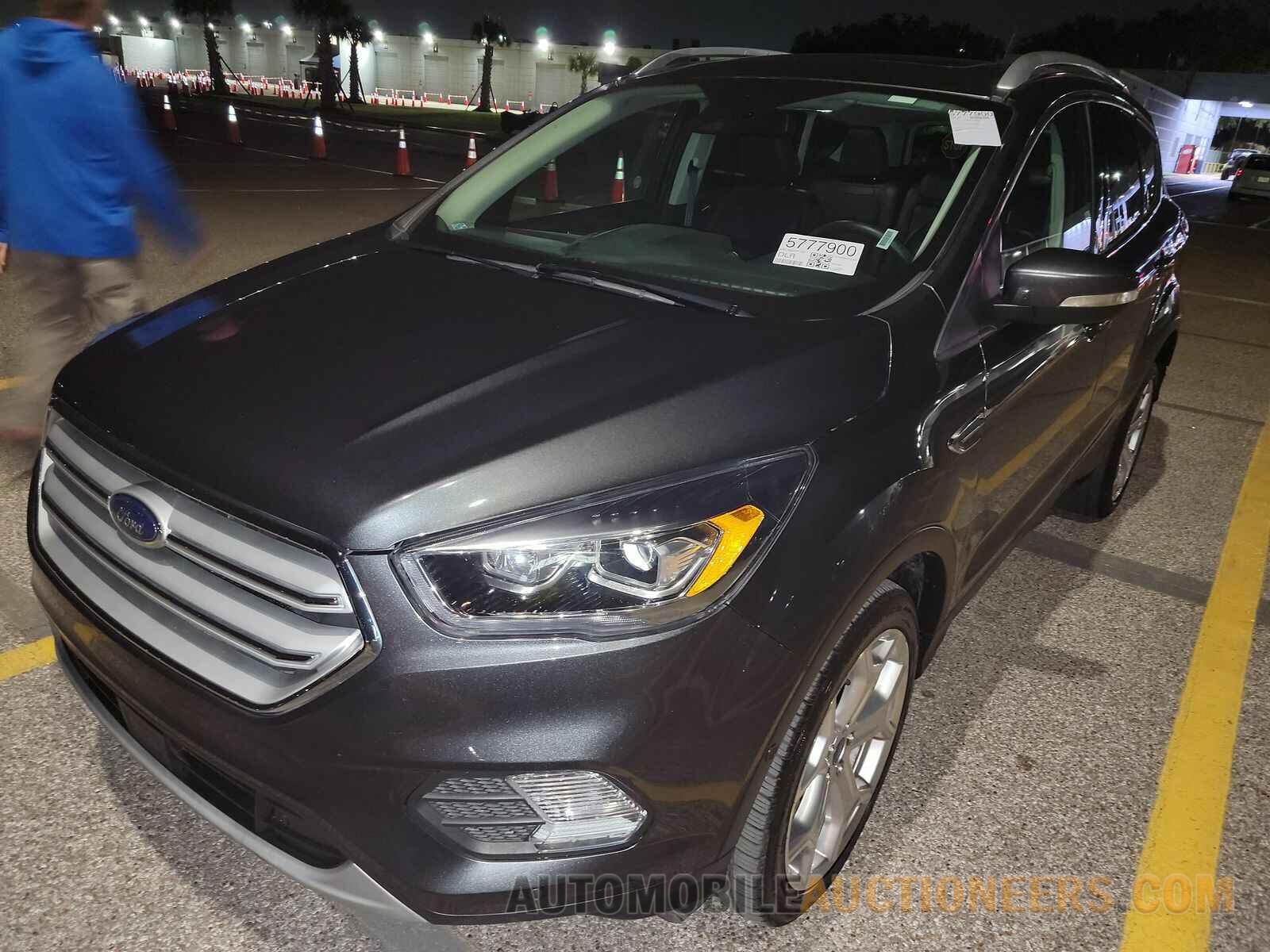 1FMCU9J95KUA77120 Ford Escape 2019