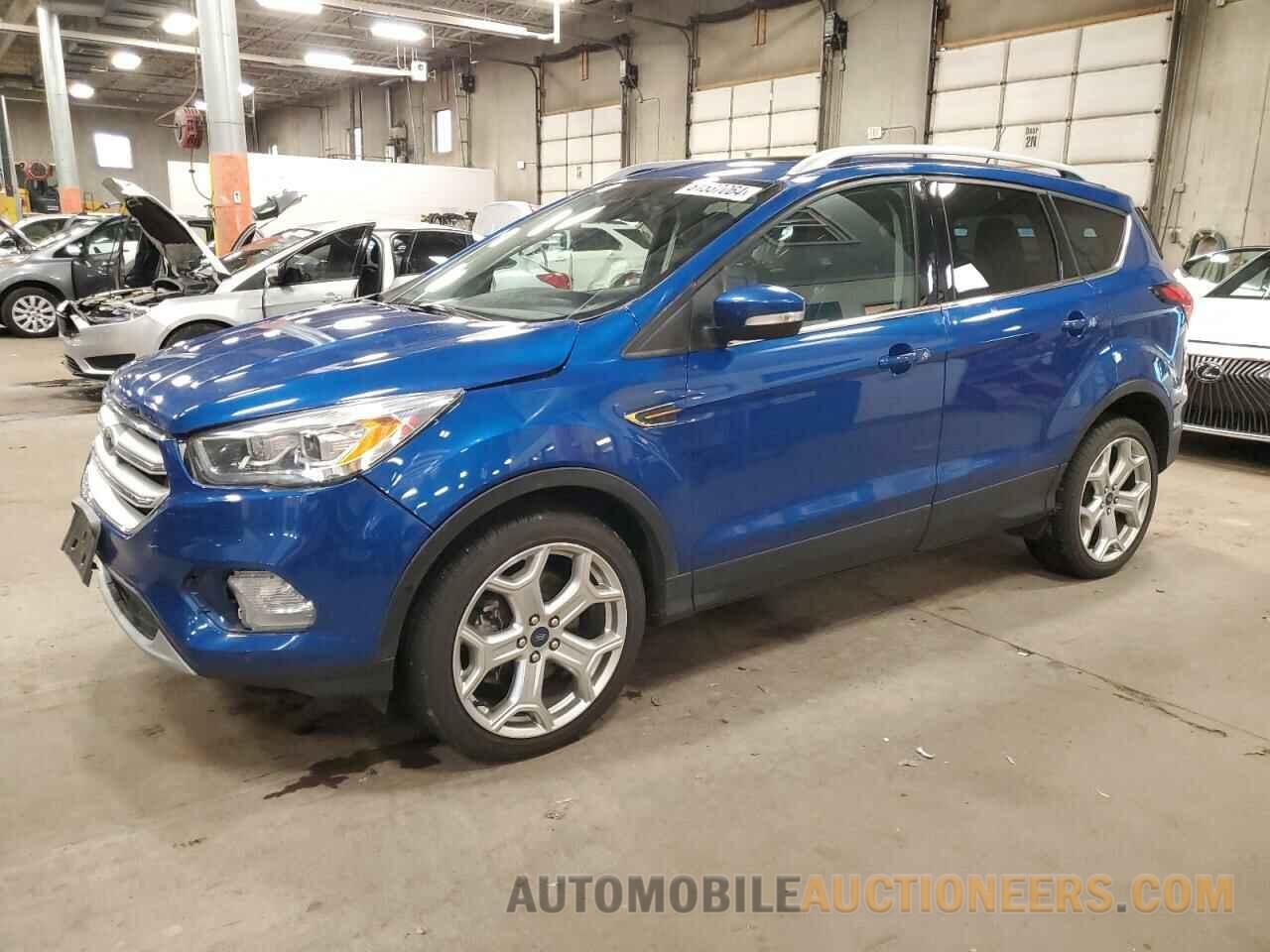 1FMCU9J95KUB24677 FORD ESCAPE 2019