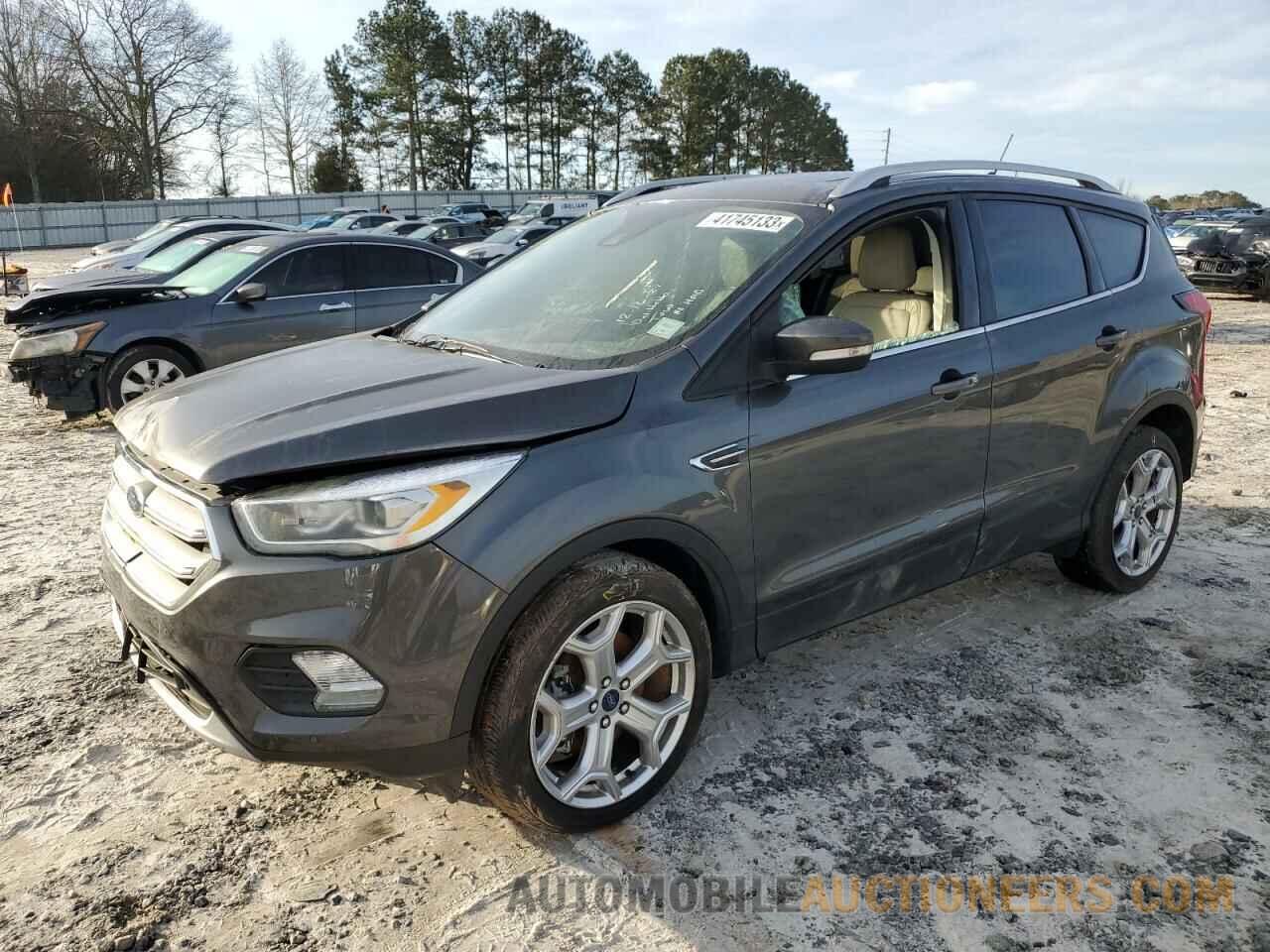 1FMCU9J95KUB33542 FORD ESCAPE 2019