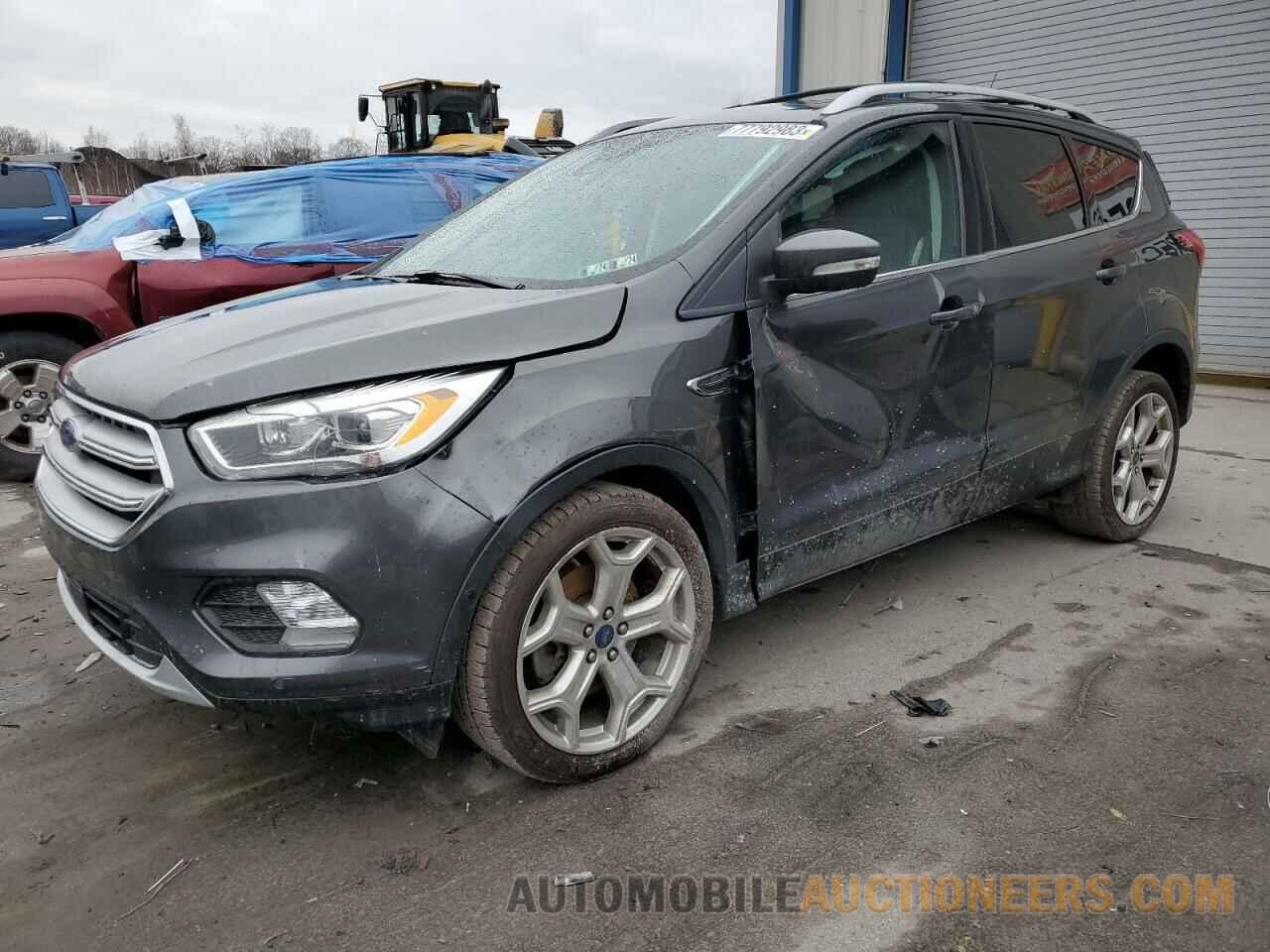 1FMCU9J95KUB92719 FORD ESCAPE 2019