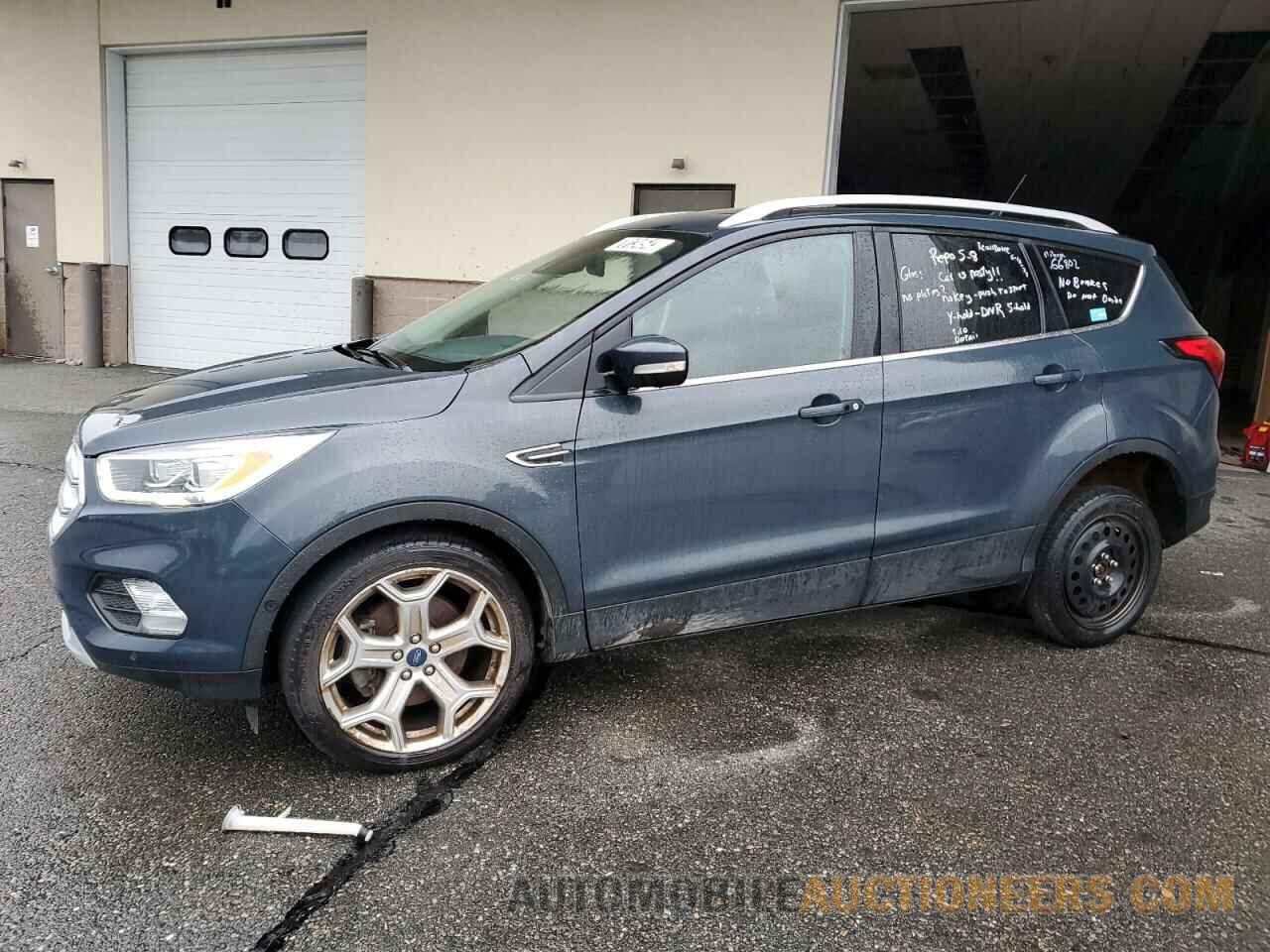 1FMCU9J95KUC23872 FORD ESCAPE 2019