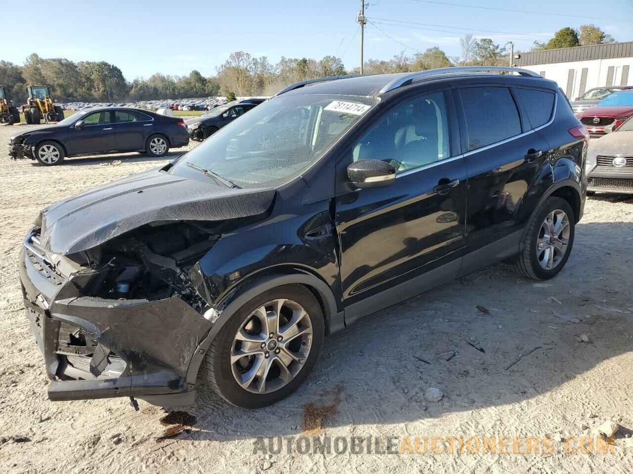 1FMCU9J96GUB50230 FORD ESCAPE 2016