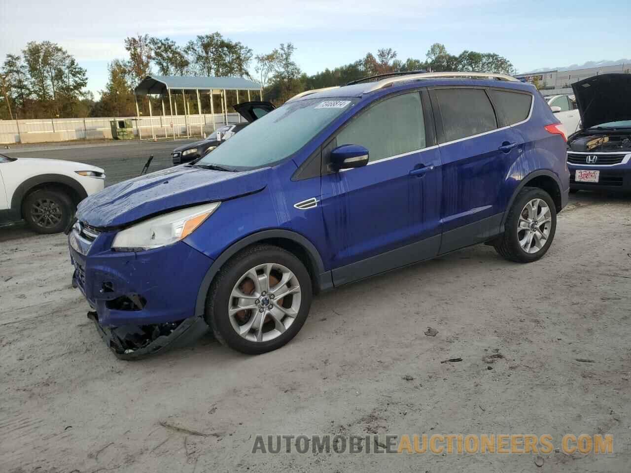 1FMCU9J96GUC32670 FORD ESCAPE 2016