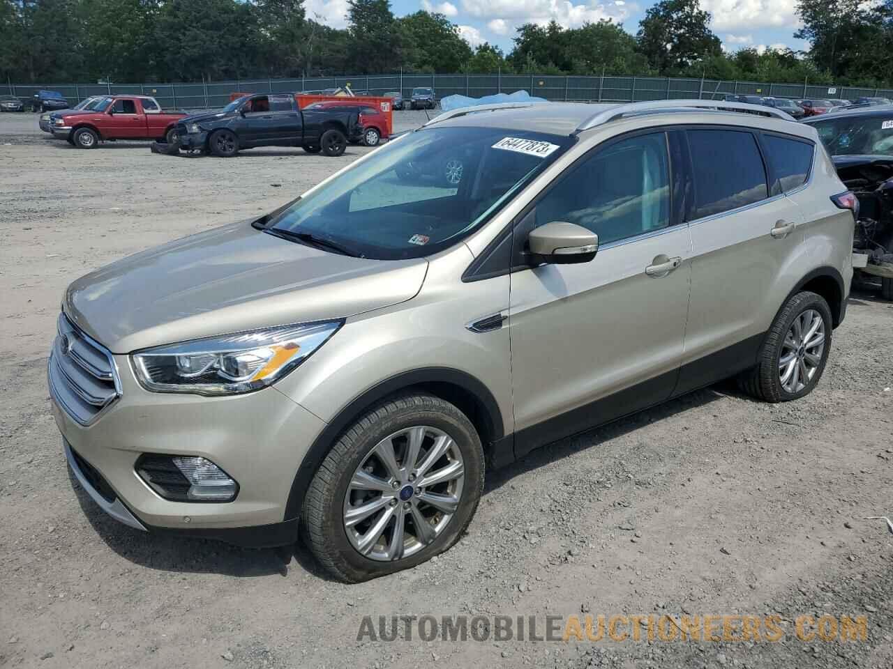 1FMCU9J96JUA82664 FORD ESCAPE 2018