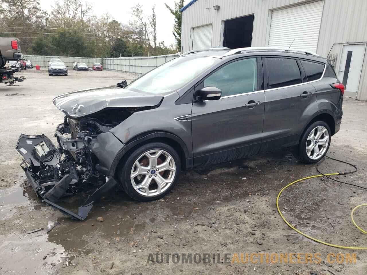 1FMCU9J96KUA02393 FORD ESCAPE 2019