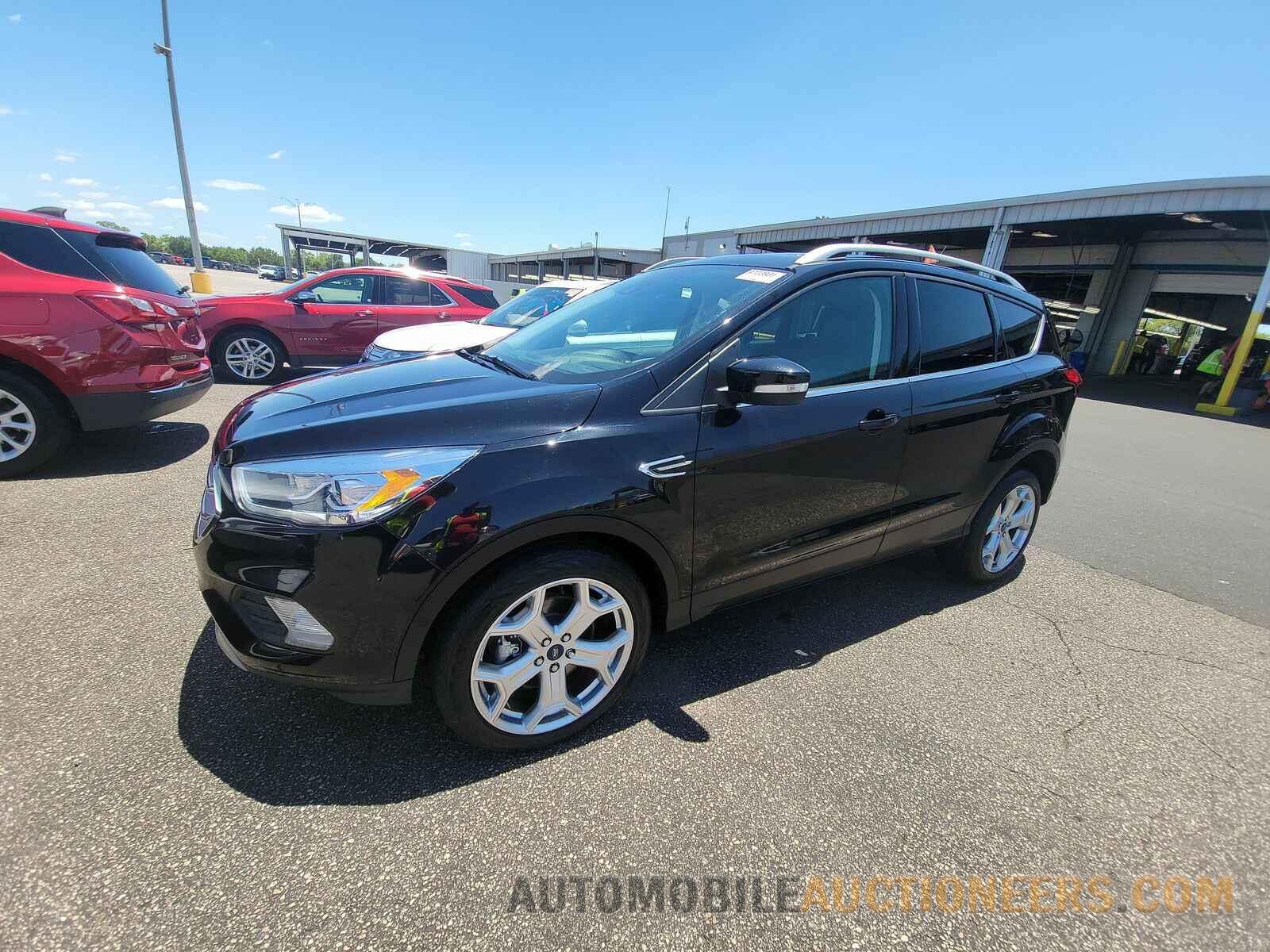 1FMCU9J96KUB24901 Ford Escape 2019