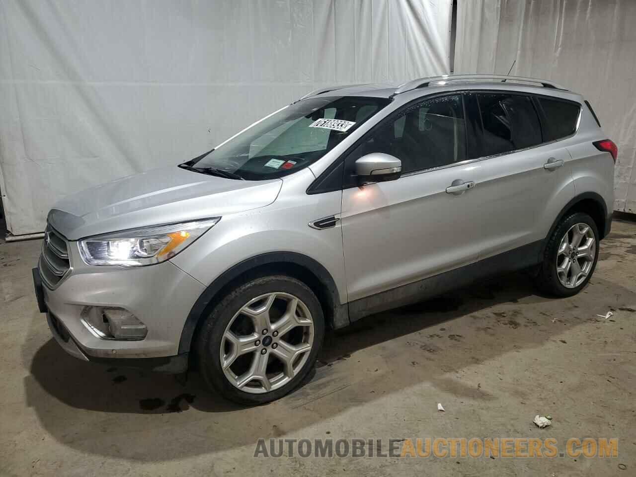 1FMCU9J96KUB43545 FORD ESCAPE 2019