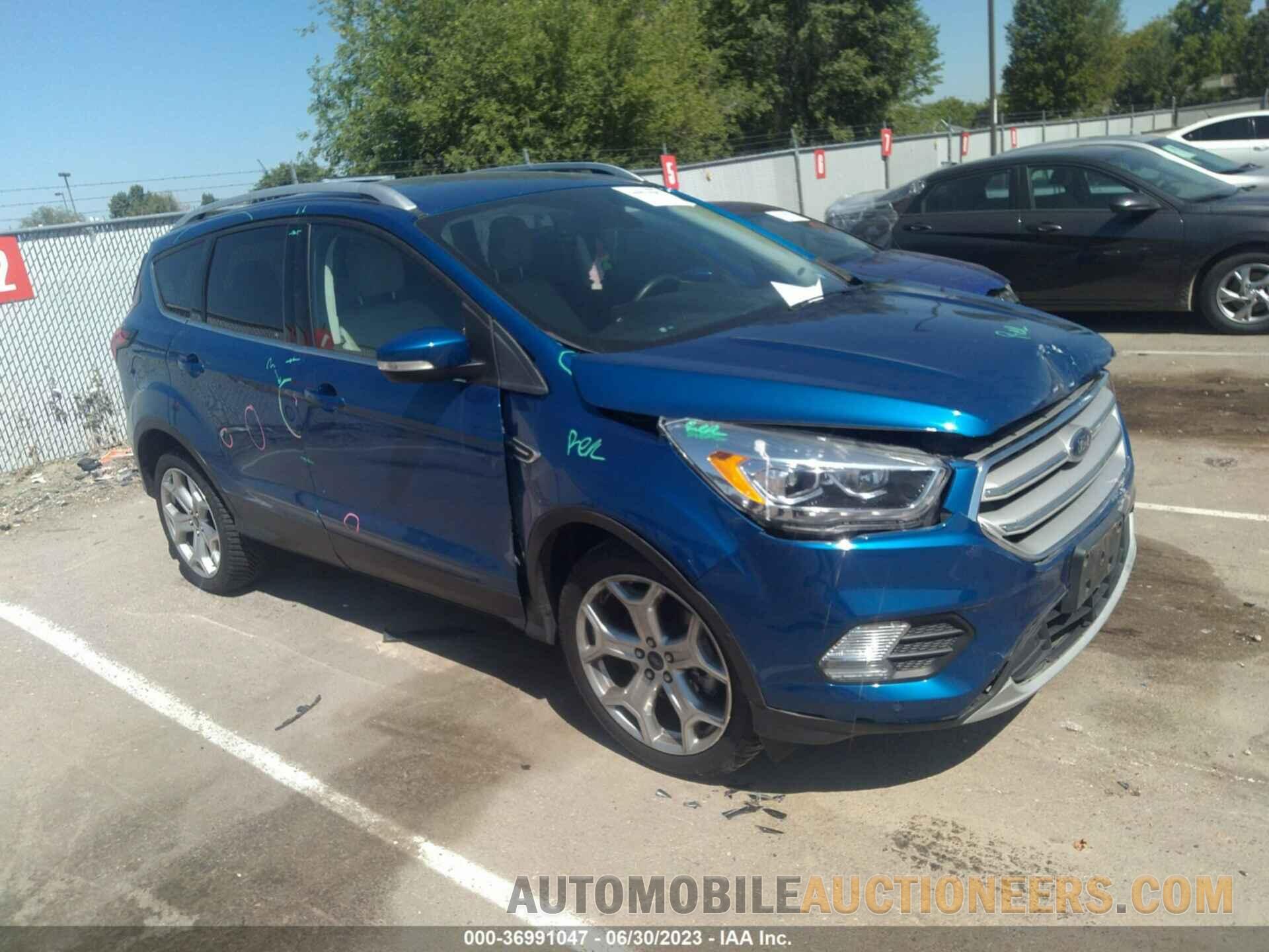 1FMCU9J96KUC29602 FORD ESCAPE 2019