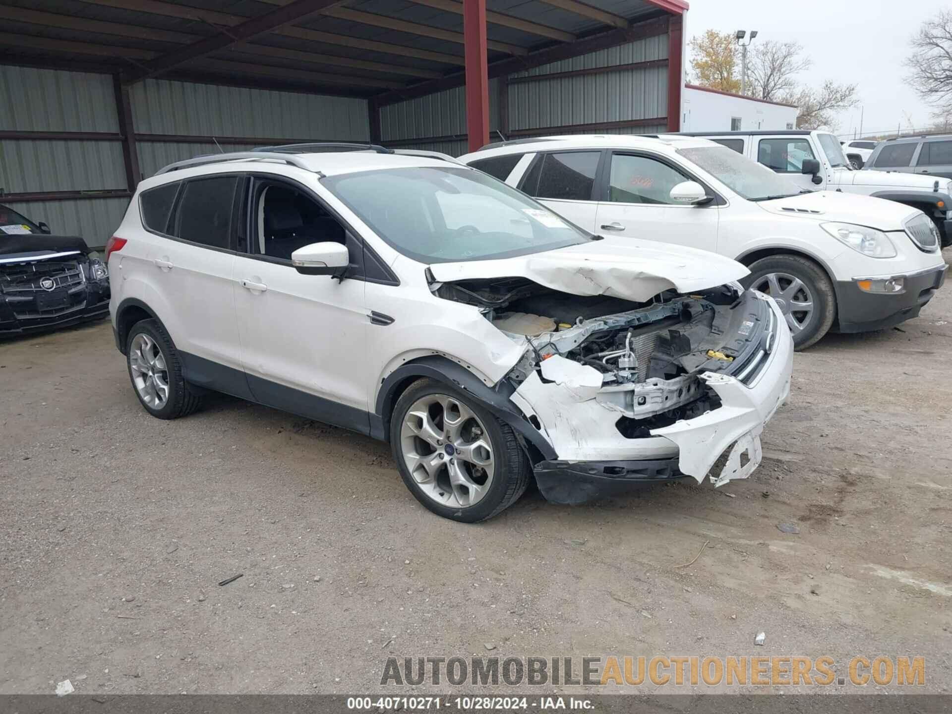 1FMCU9J97DUD54000 FORD ESCAPE 2013