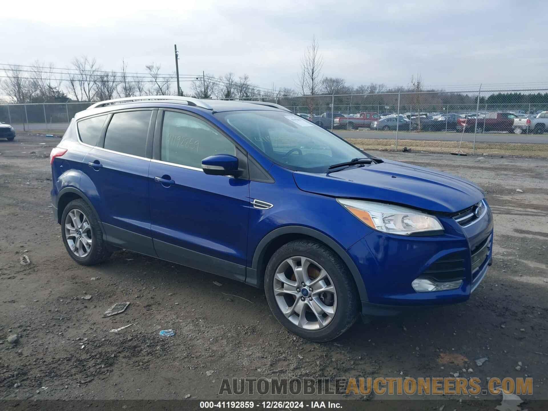 1FMCU9J97FUC14581 FORD ESCAPE 2015