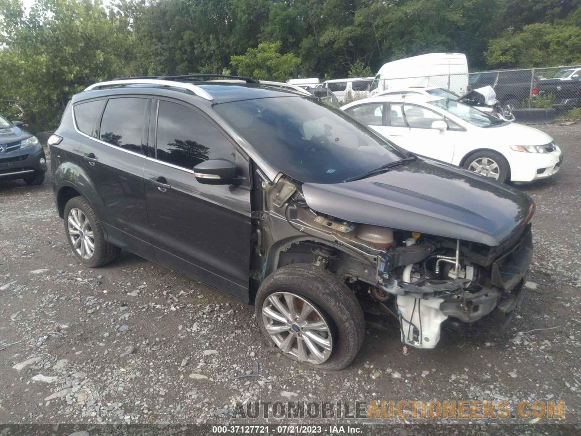 1FMCU9J97JUA26569 FORD ESCAPE 2018