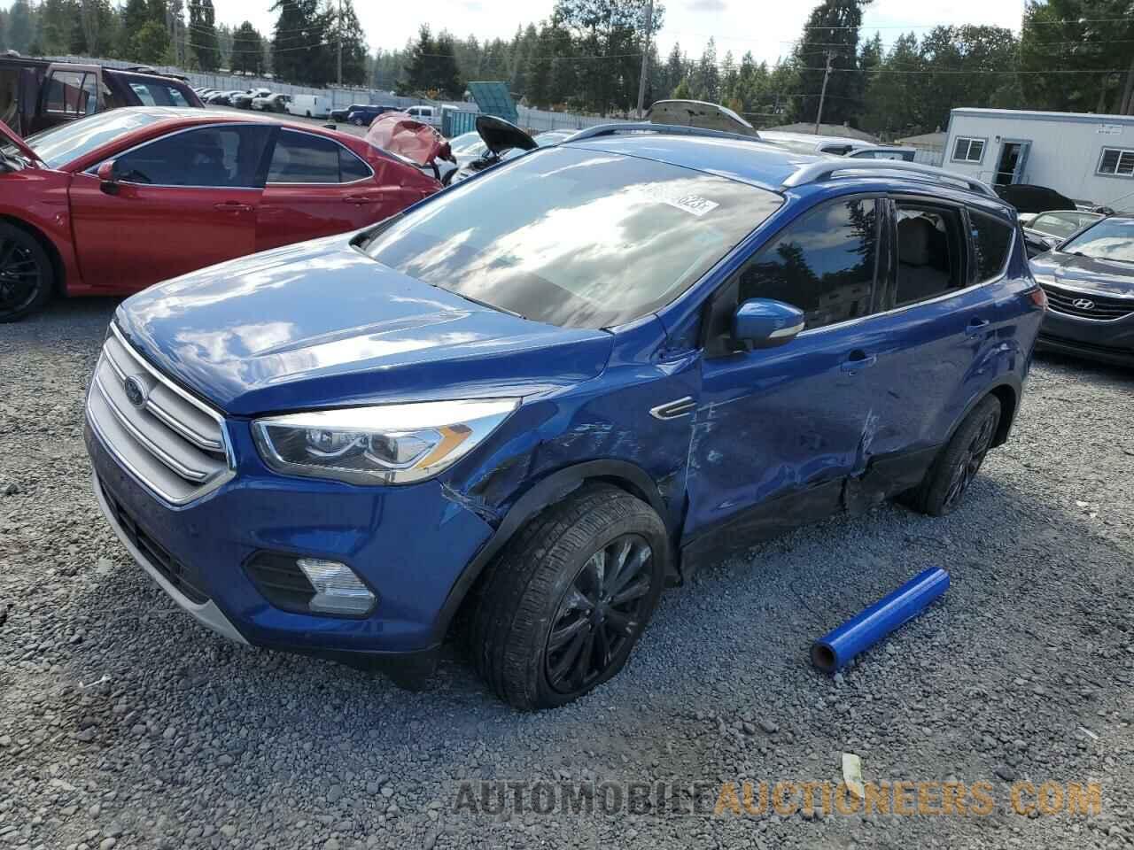 1FMCU9J97JUB48218 FORD ESCAPE 2018