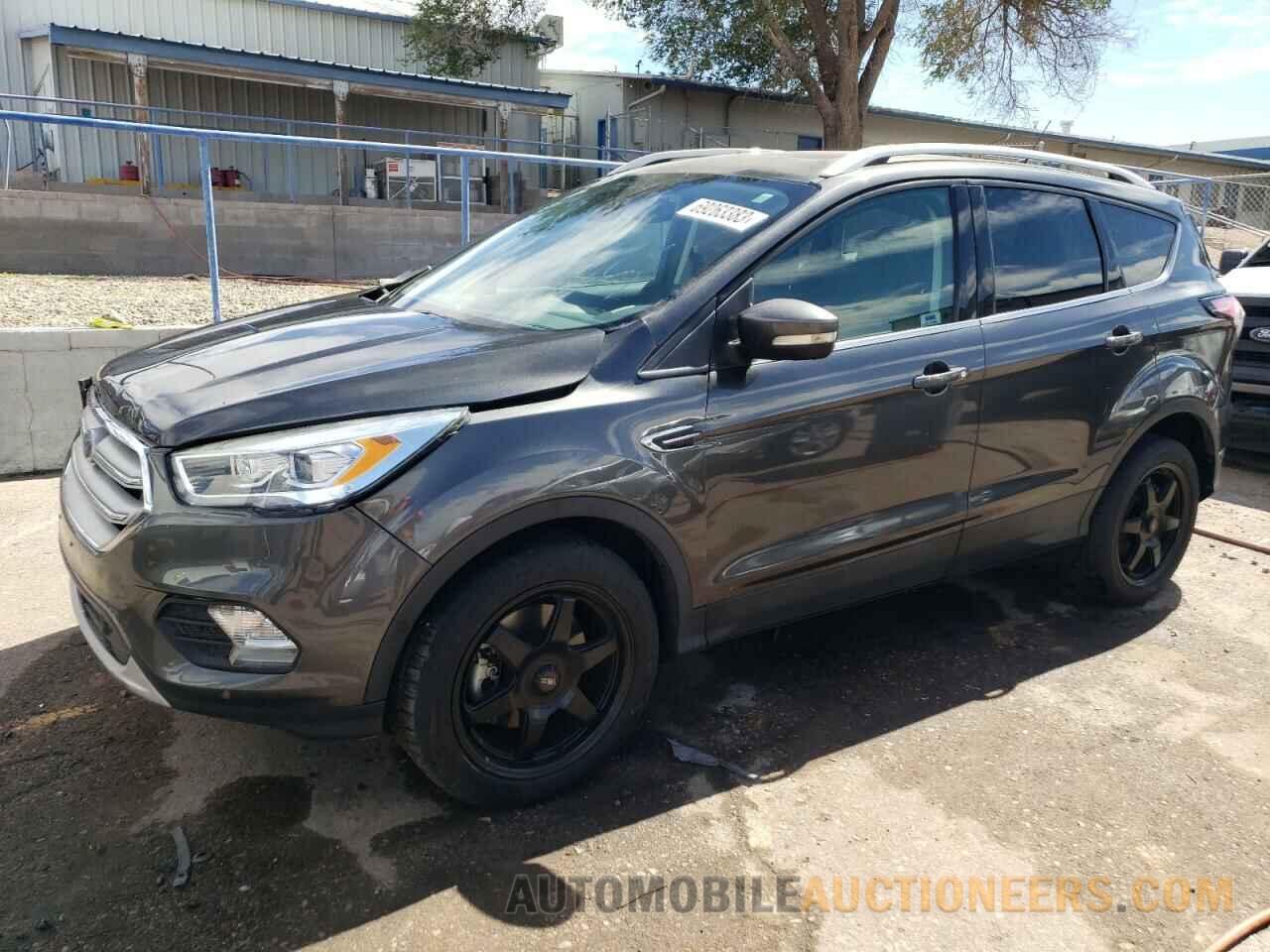 1FMCU9J97JUC89421 FORD ESCAPE 2018