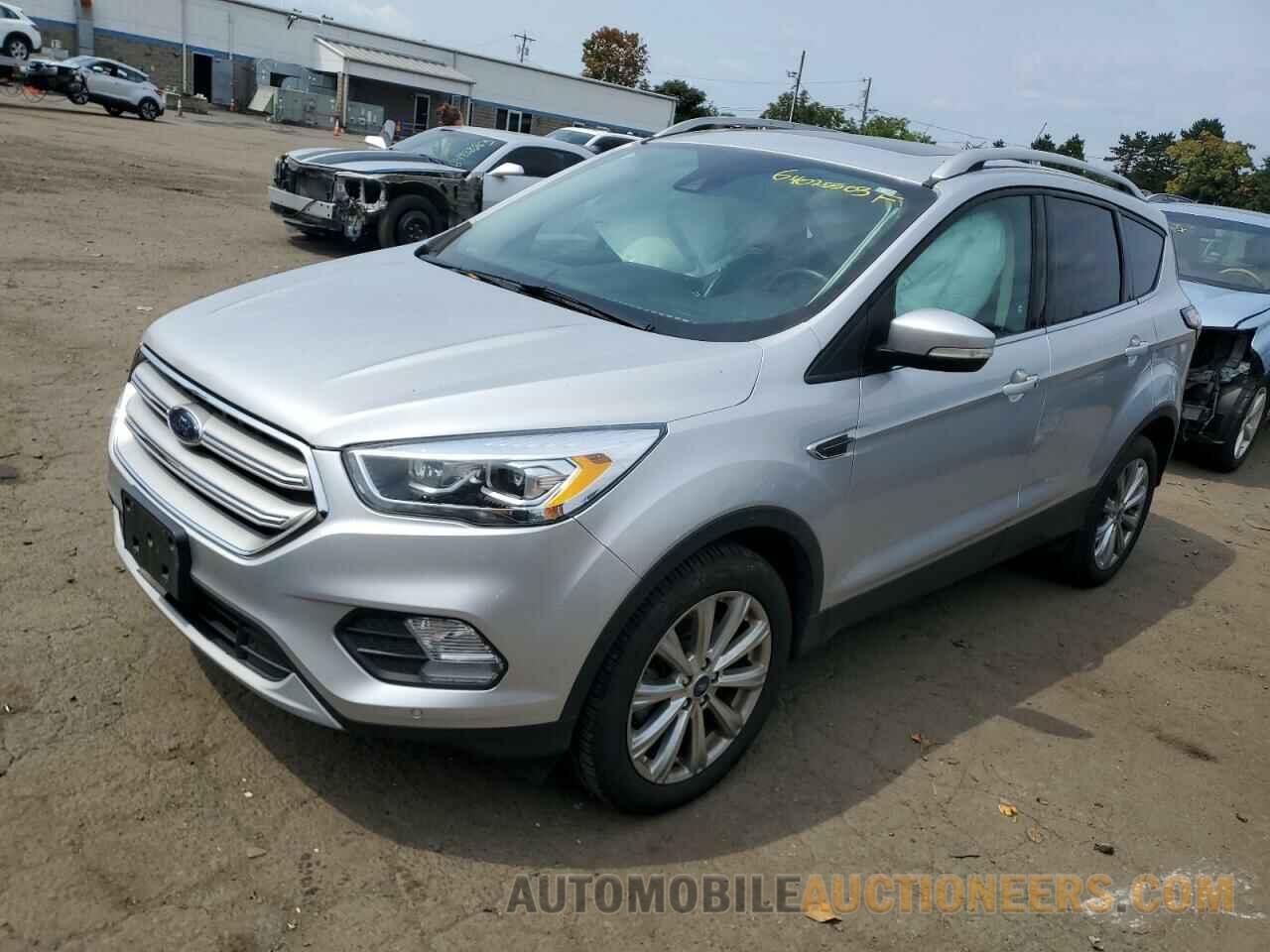 1FMCU9J97JUD40044 FORD ESCAPE 2018