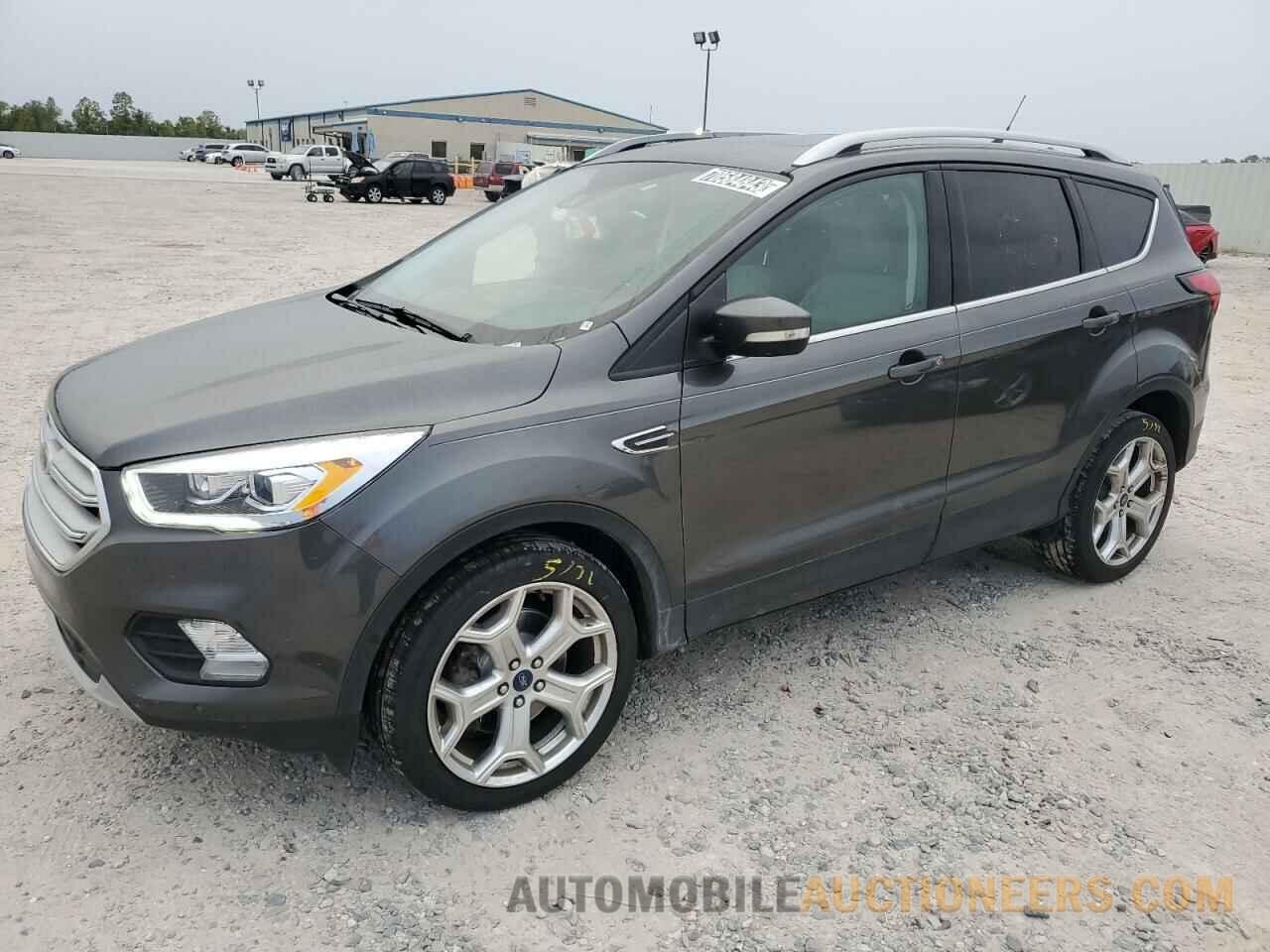 1FMCU9J97KUA33085 FORD ESCAPE 2019