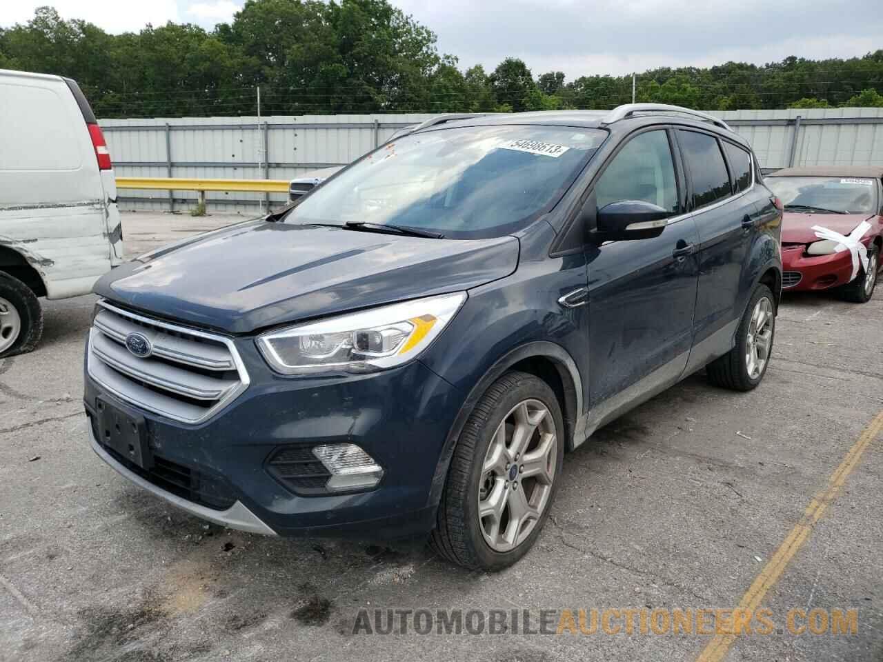 1FMCU9J97KUB88316 FORD ESCAPE 2019