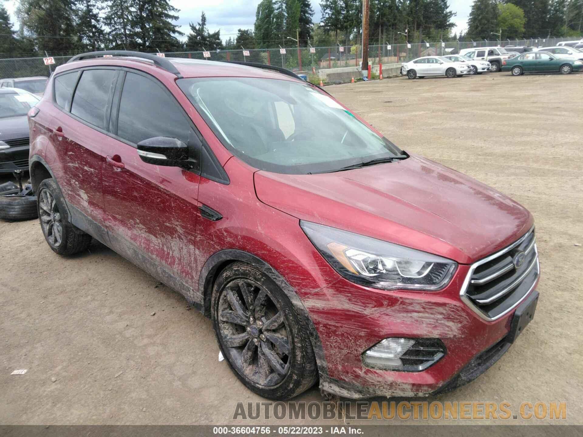 1FMCU9J97KUB89515 FORD ESCAPE 2019