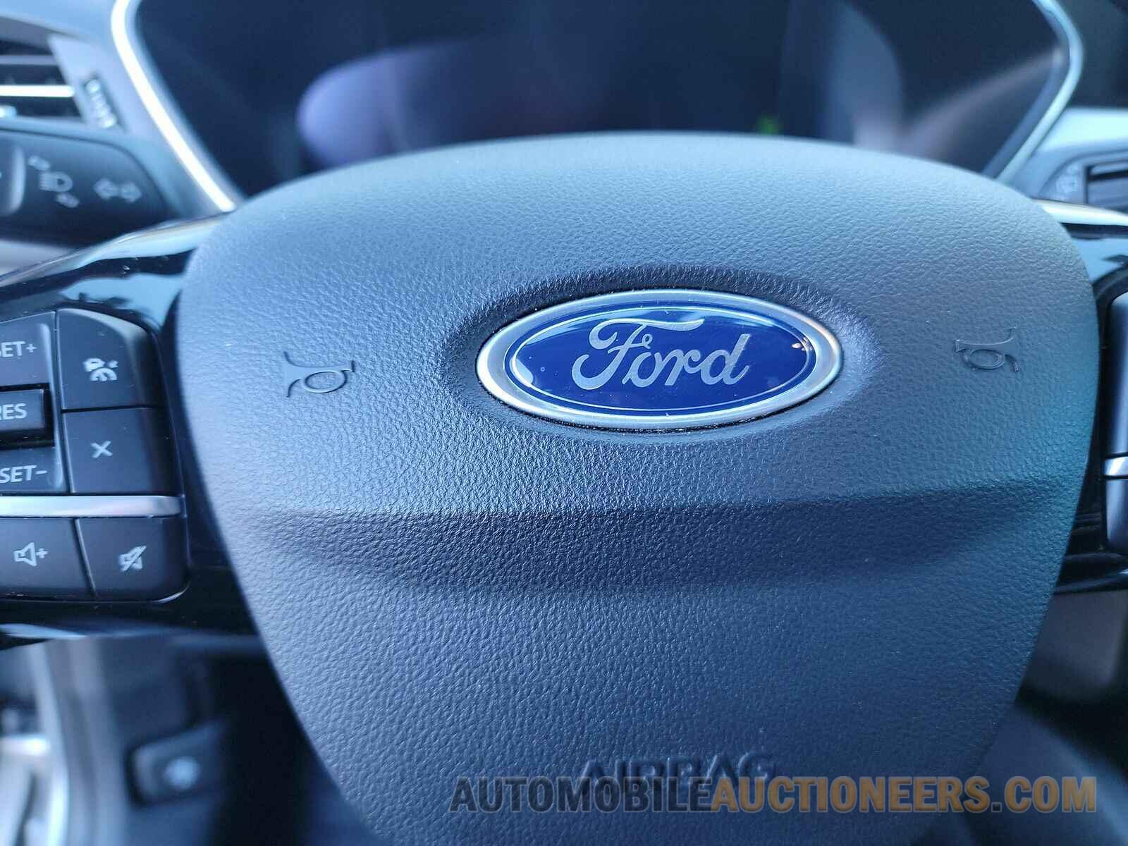 1FMCU9J97MUA40170 Ford Escape 2021