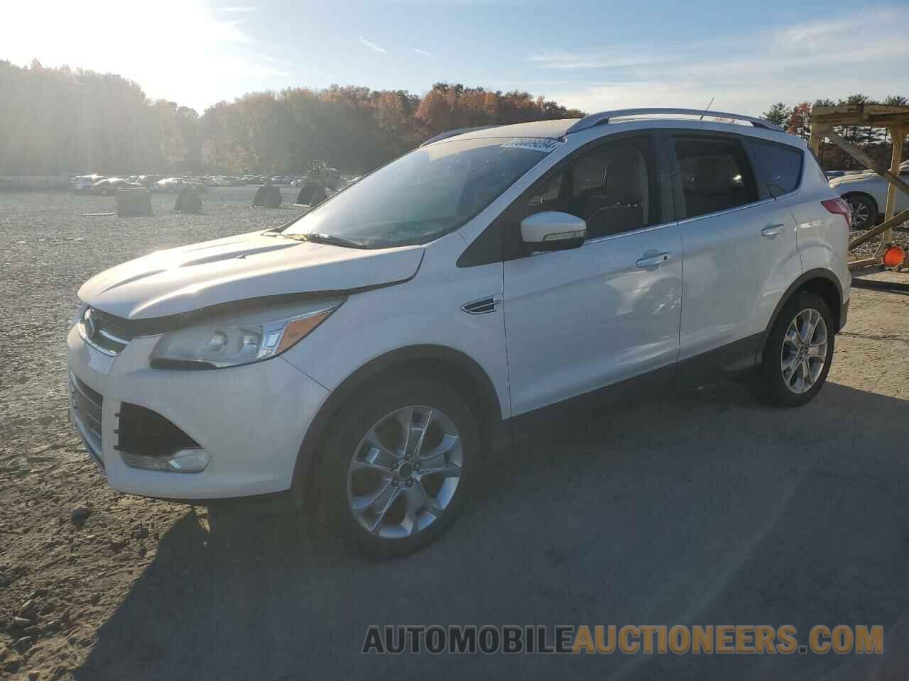 1FMCU9J98EUB53854 FORD ESCAPE 2014