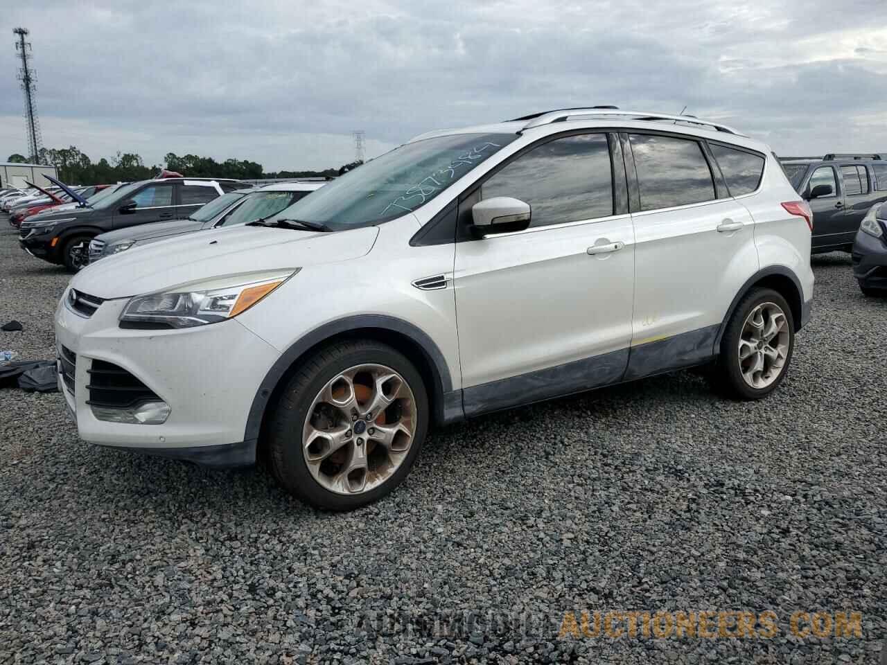 1FMCU9J98GUA10812 FORD ESCAPE 2016