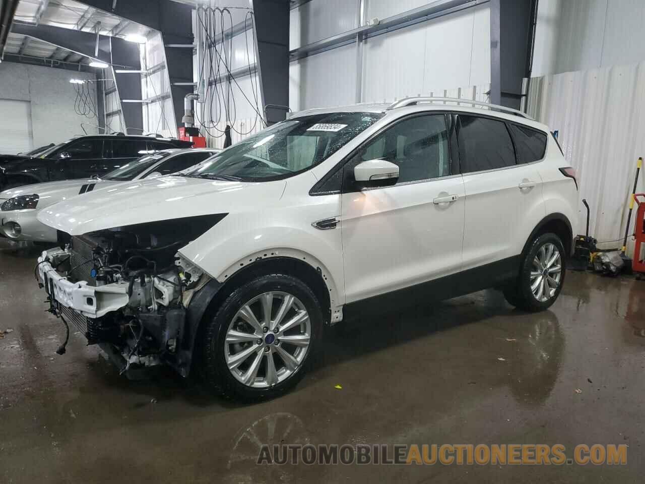 1FMCU9J98HUC95710 FORD ESCAPE 2017