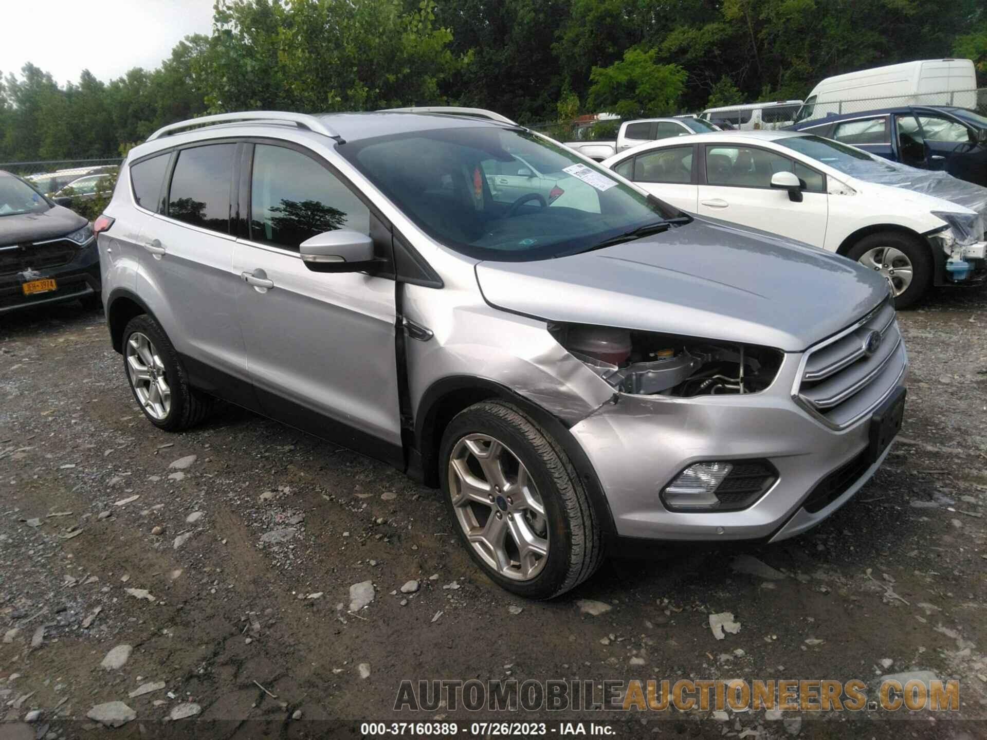 1FMCU9J98KUA28672 FORD ESCAPE 2019