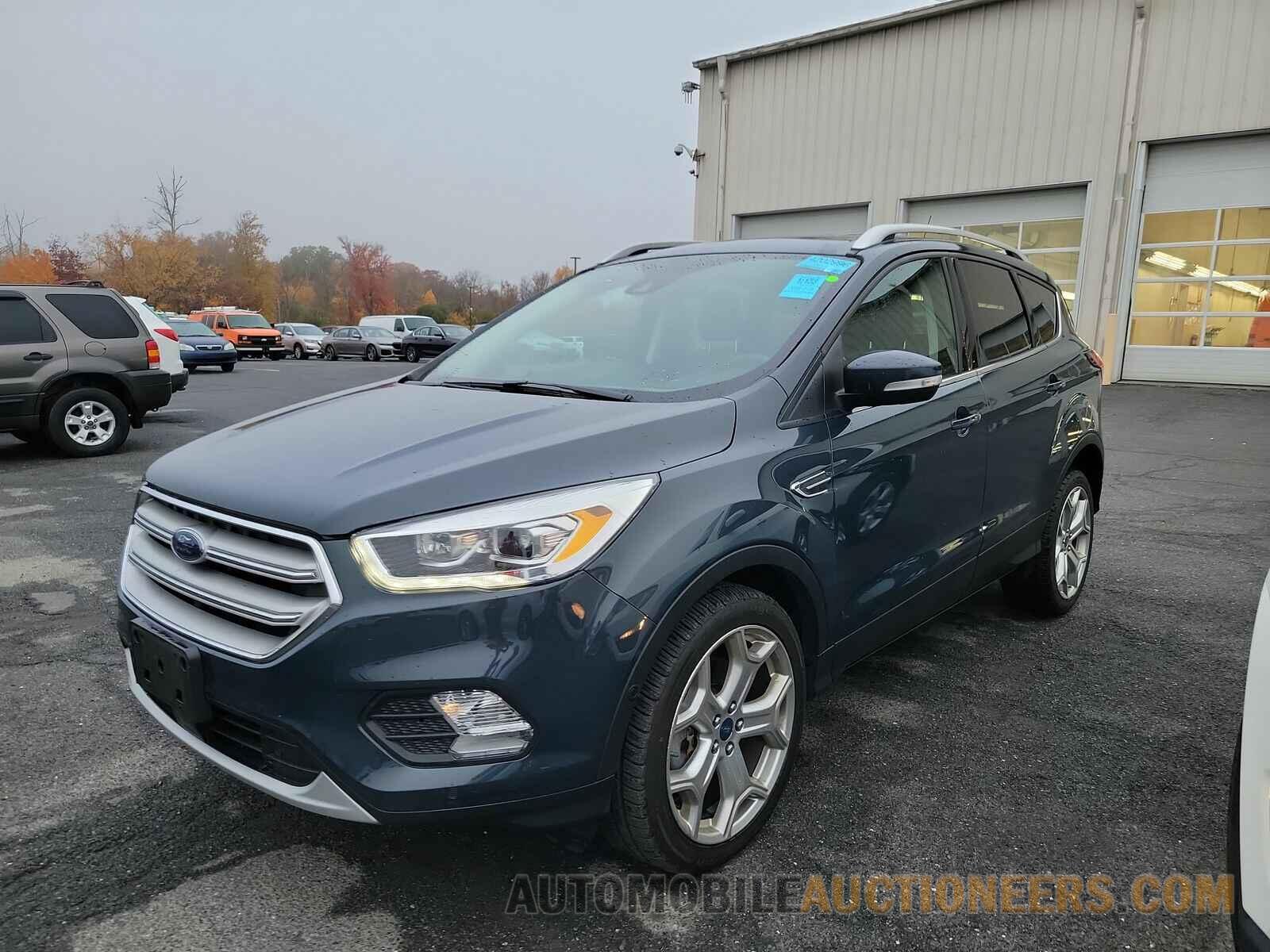 1FMCU9J98KUB43417 Ford Escape 2019