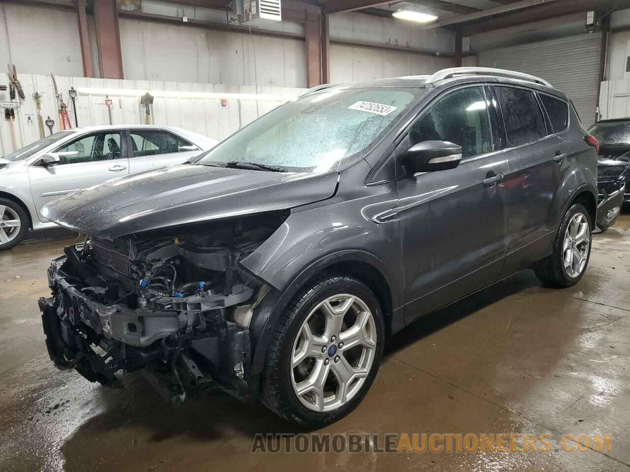 1FMCU9J98KUB82590 FORD ESCAPE 2019