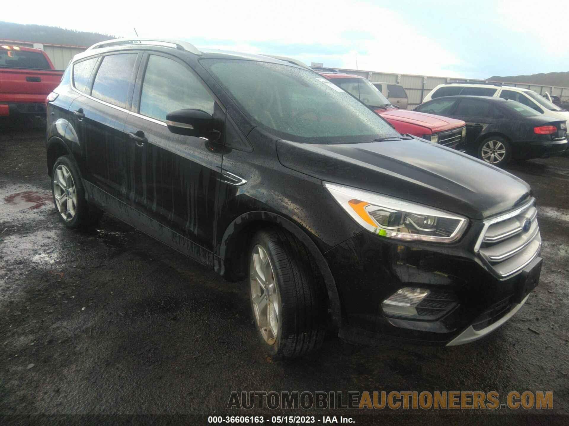 1FMCU9J98KUC33229 FORD ESCAPE 2019