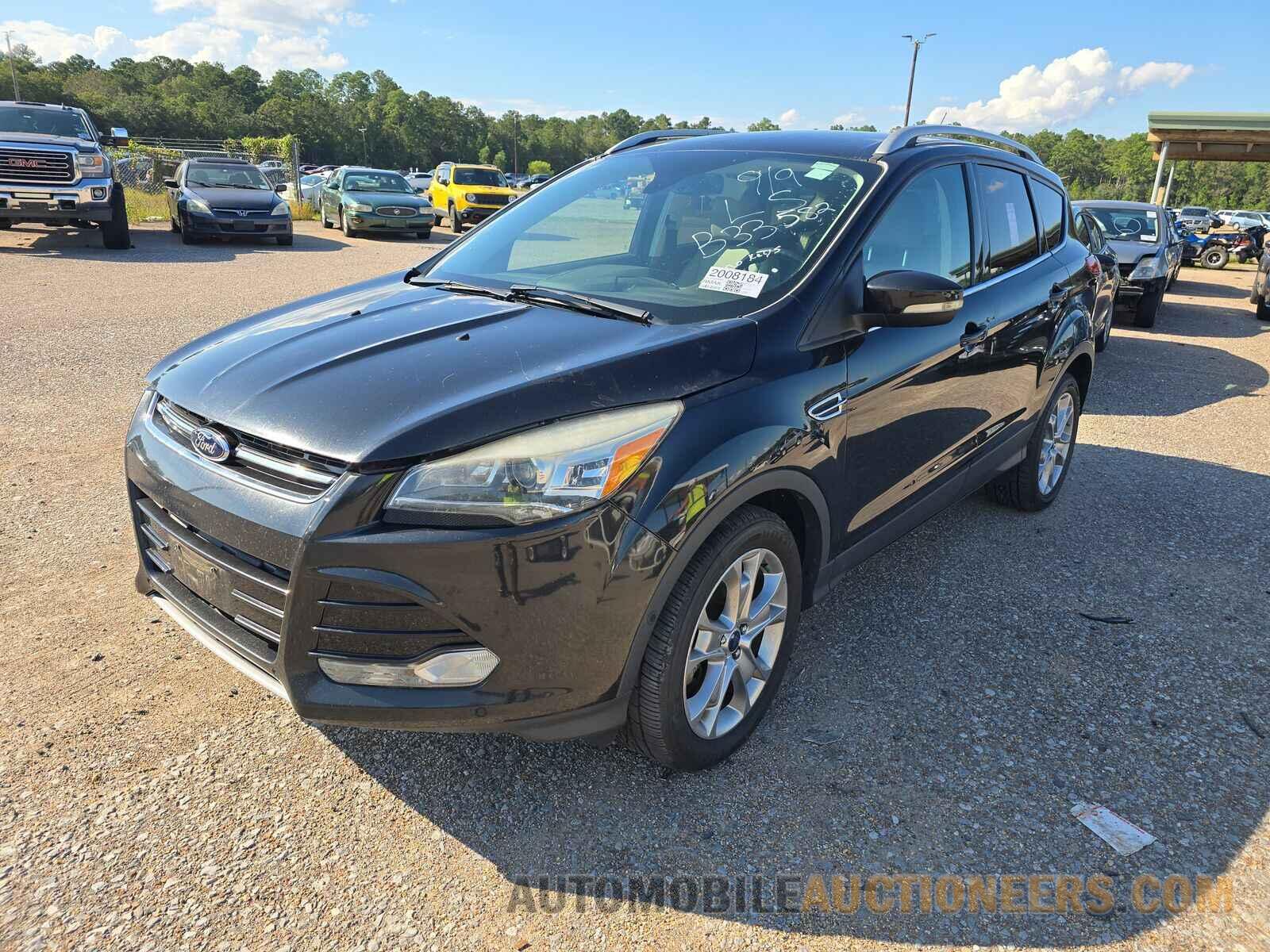 1FMCU9J99FUB33582 Ford Escape 2015