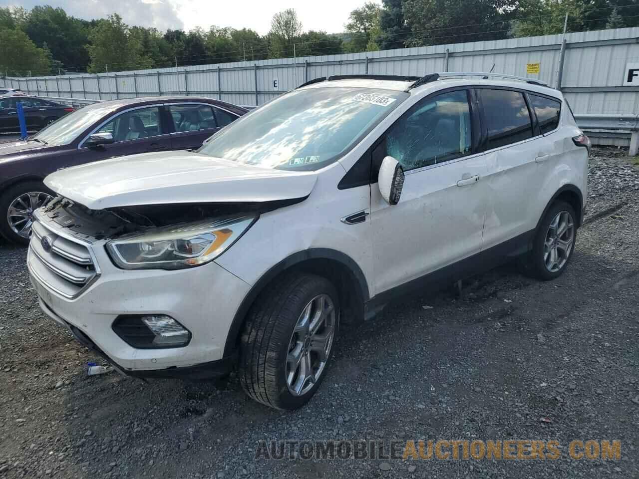 1FMCU9J99JUA07392 FORD ESCAPE 2018