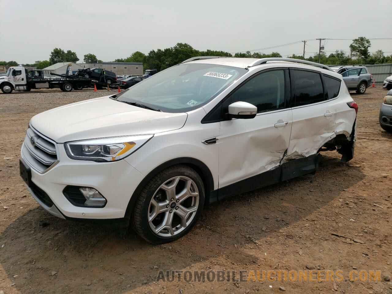 1FMCU9J99KUA73135 FORD ESCAPE 2019