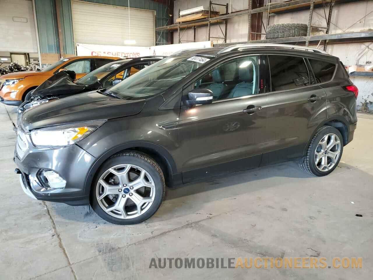 1FMCU9J99KUA92445 FORD ESCAPE 2019