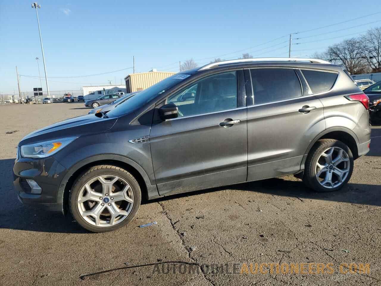 1FMCU9J99KUB11656 FORD ESCAPE 2019