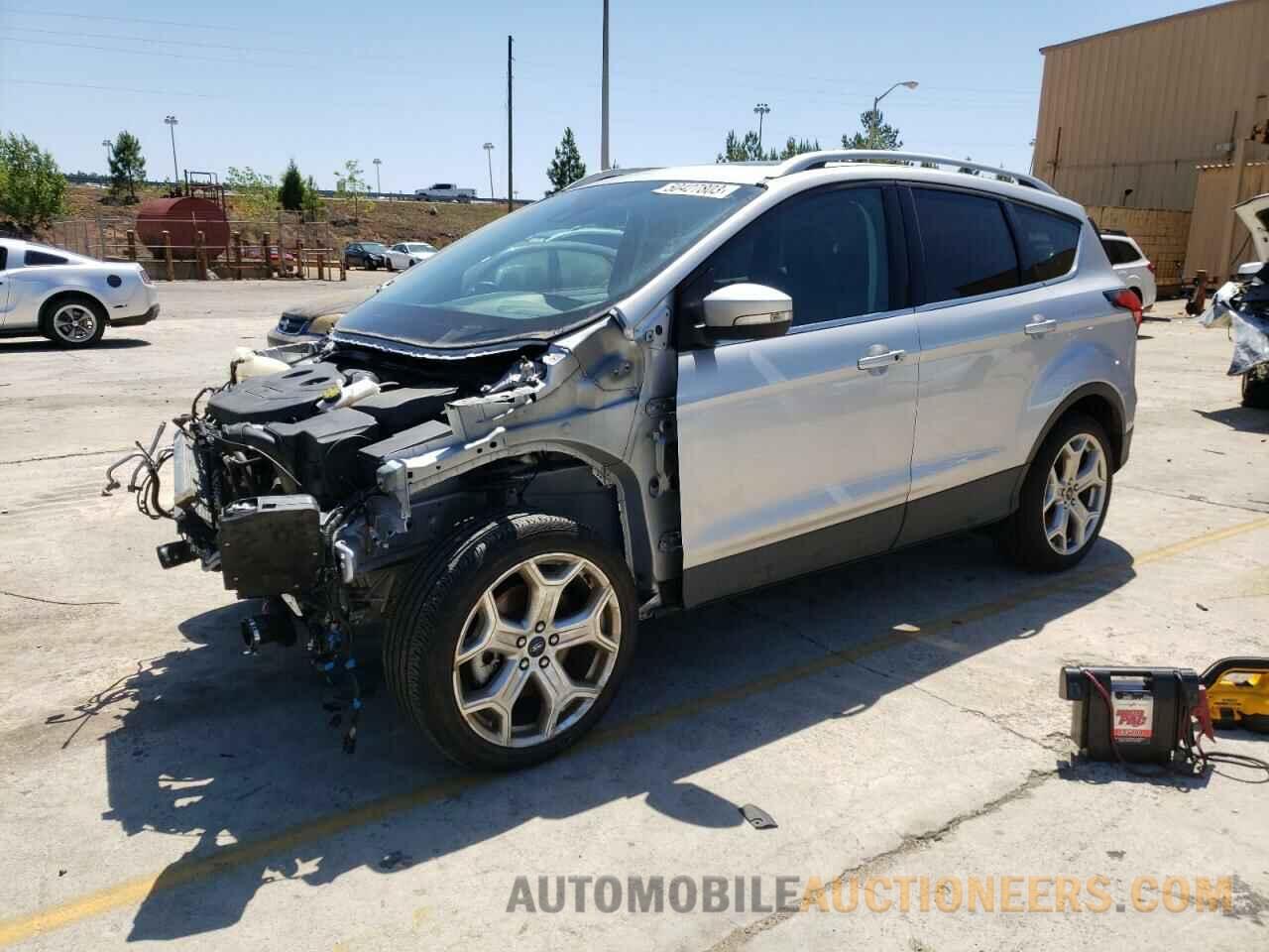 1FMCU9J99KUC03401 FORD ESCAPE 2019