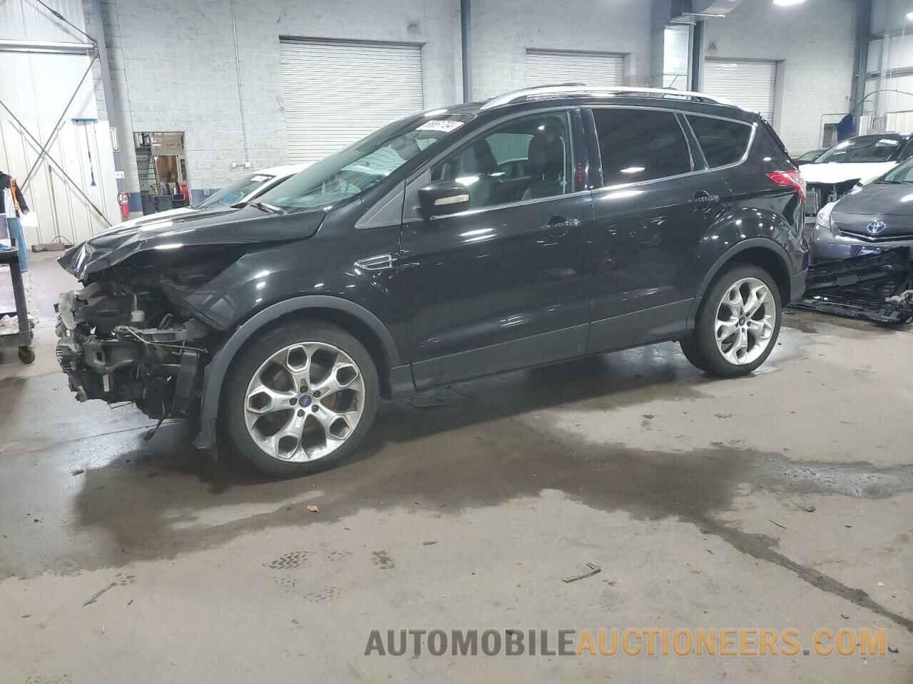 1FMCU9J9XDUA03789 FORD ESCAPE 2013