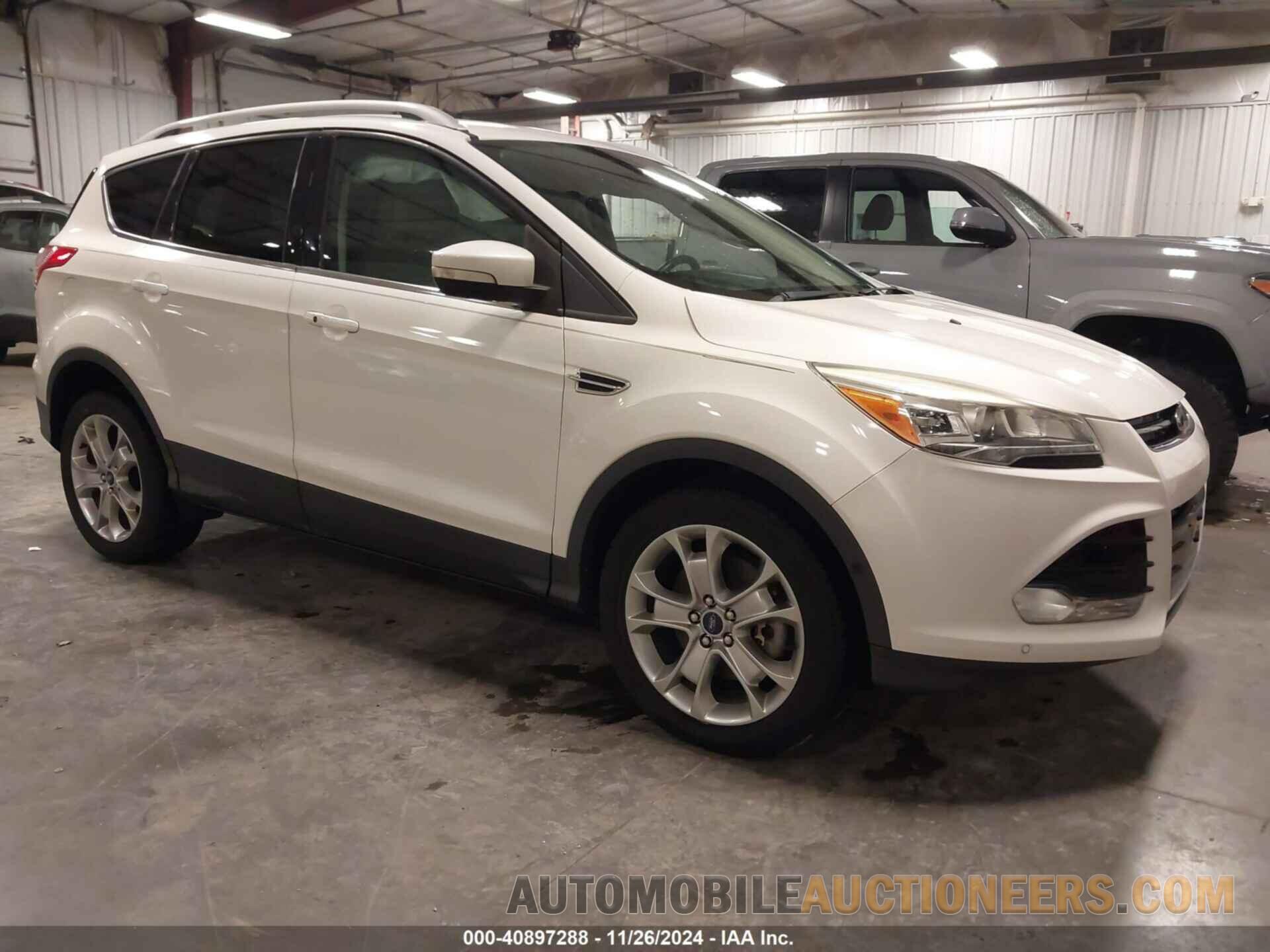 1FMCU9J9XEUA83547 FORD ESCAPE 2014