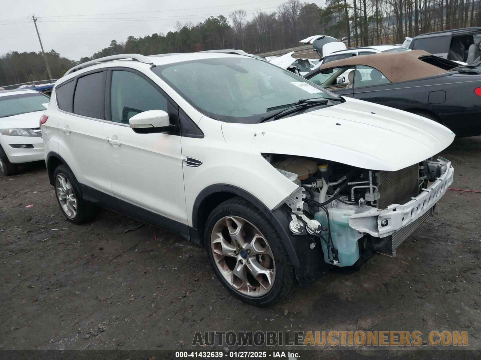 1FMCU9J9XEUB90940 FORD ESCAPE 2014