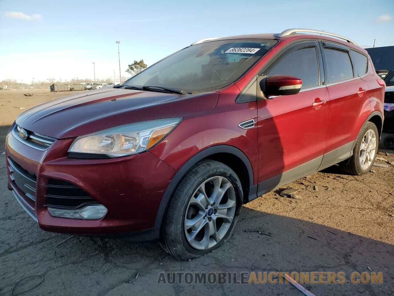 1FMCU9J9XEUD33207 FORD ESCAPE 2014